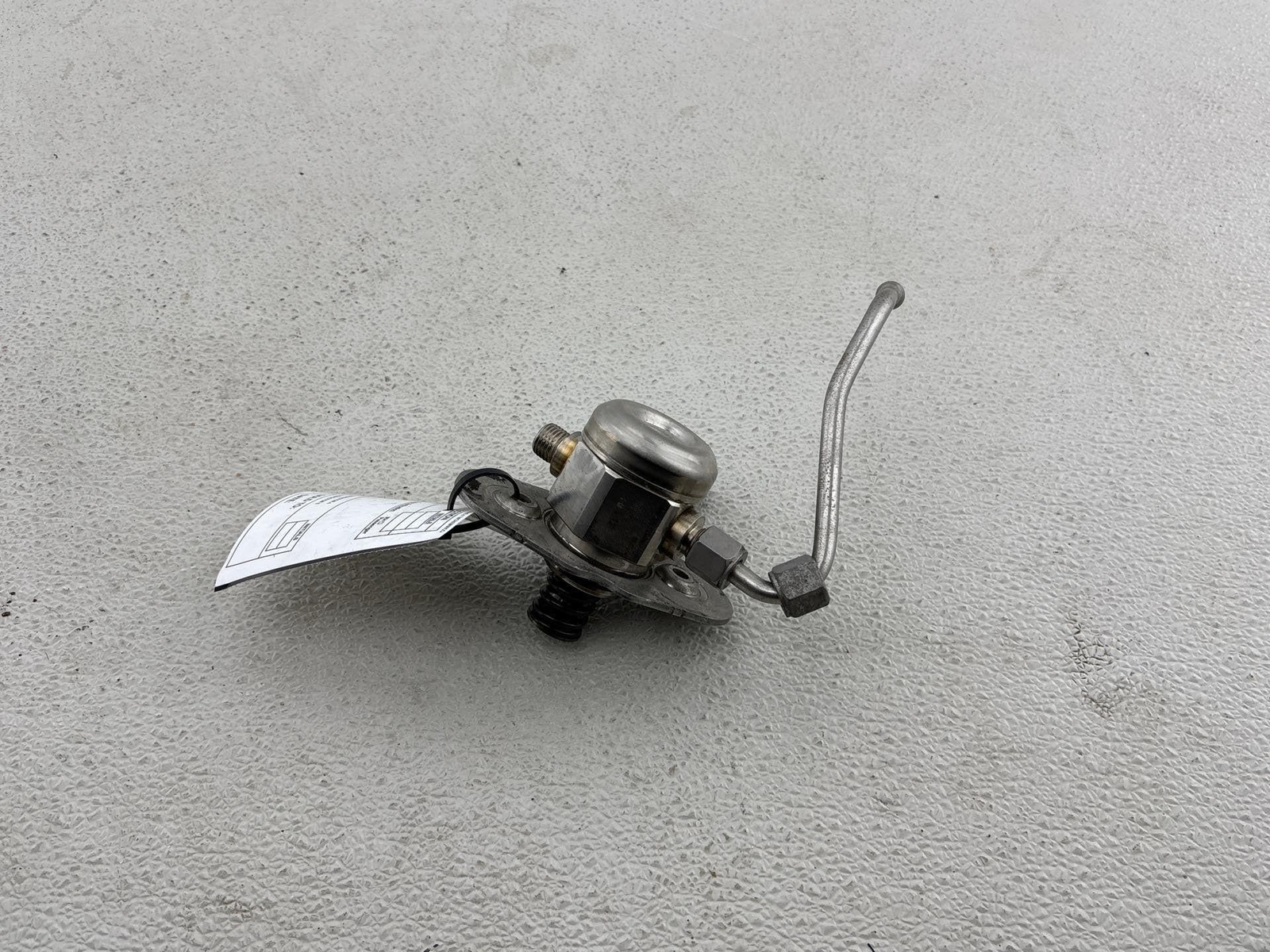 2016-2020 Bmw F39 F48 X1 X2 High Pressure Fuel Pump 2.0L Oem