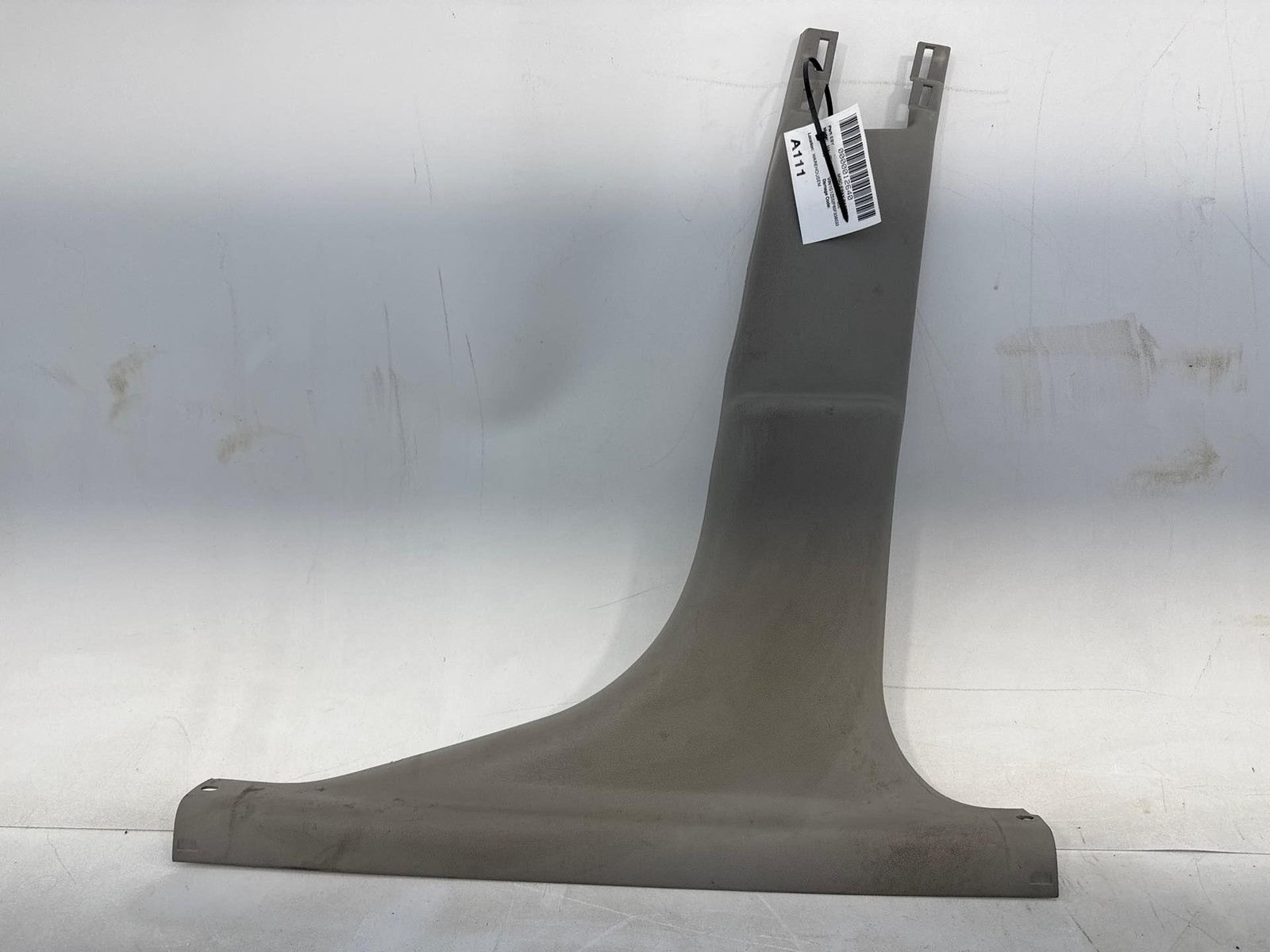 04-07 Chevrolet Malibu Front Passenger Side Rh B Pillar Lower Trim