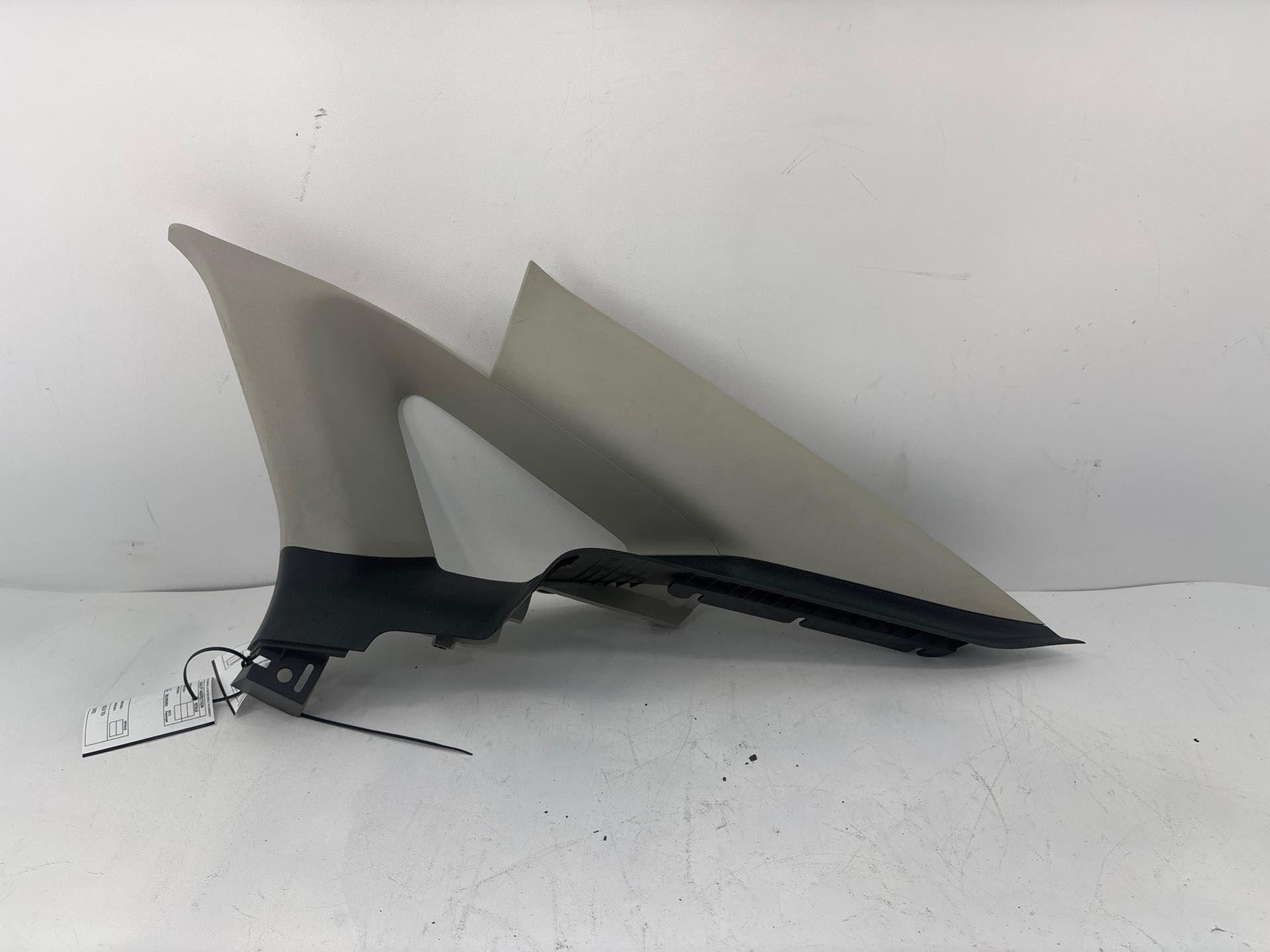 2013-2016 Ford Fusion Rear Right Upper Quarter Panel C Pillar Cover Trim Oem