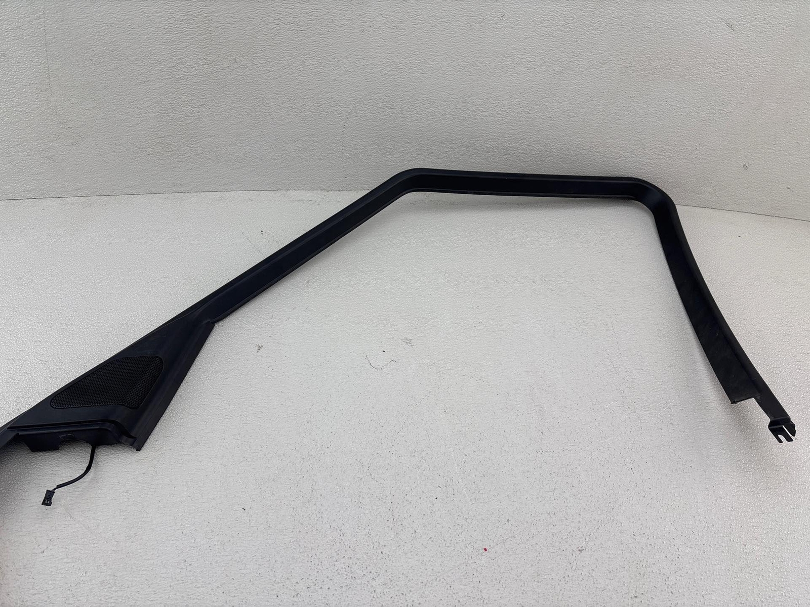 2010-2012 Range Rover Hse L322 Front Right Door Window Frame Molding Oem