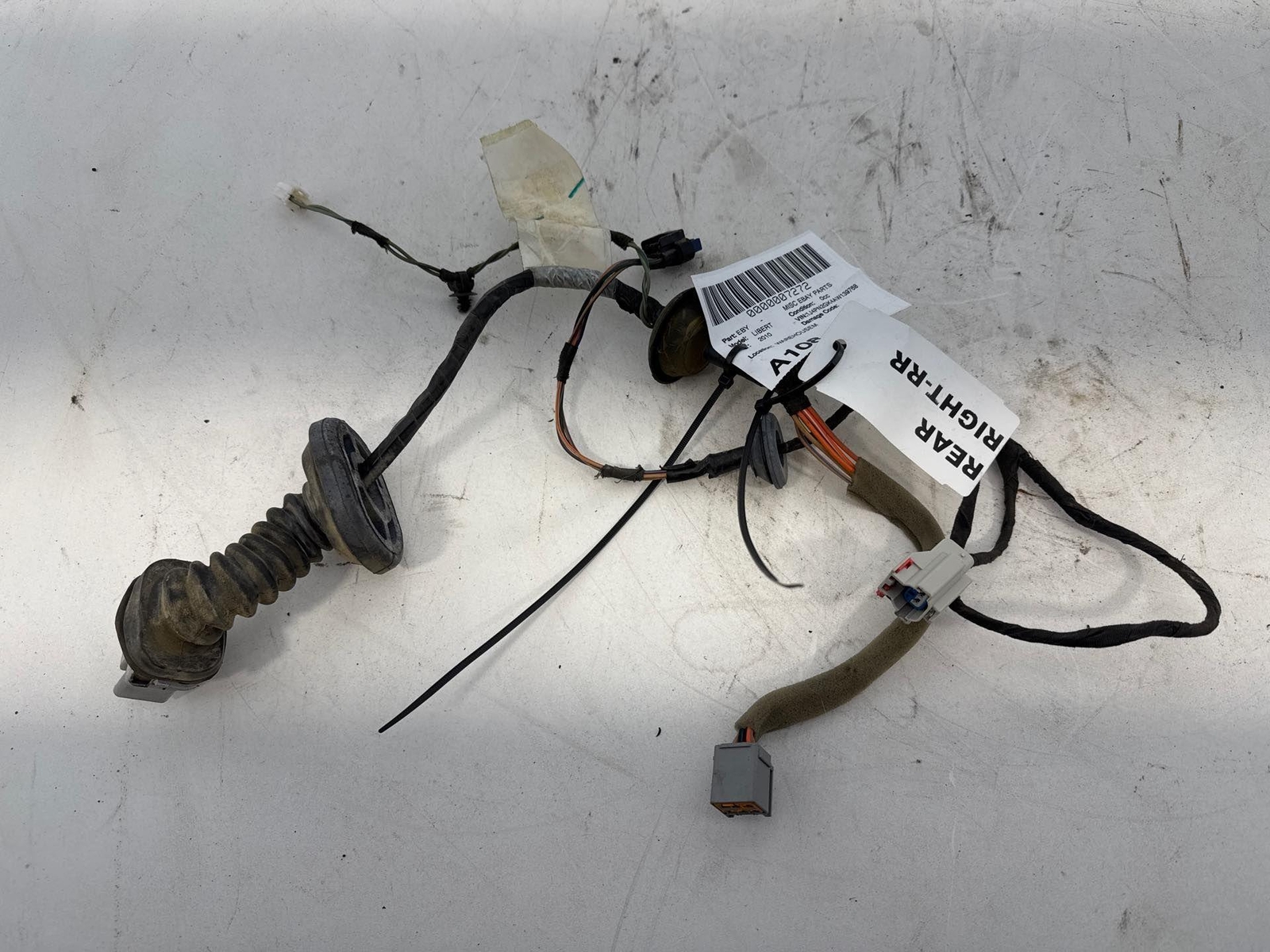 2010 Jeep Liberty Rear Right Door Wire Harness Oem 68061450Aa