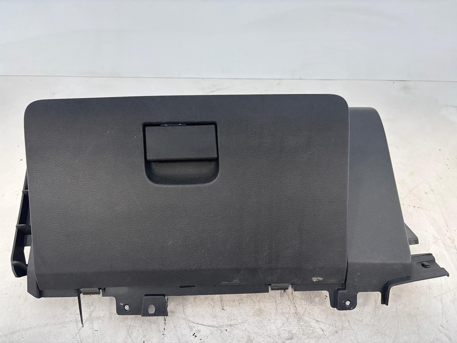 2011-2014 Dodge Avenger Chrysler 200 Compartment Storage Glove Box Oem
