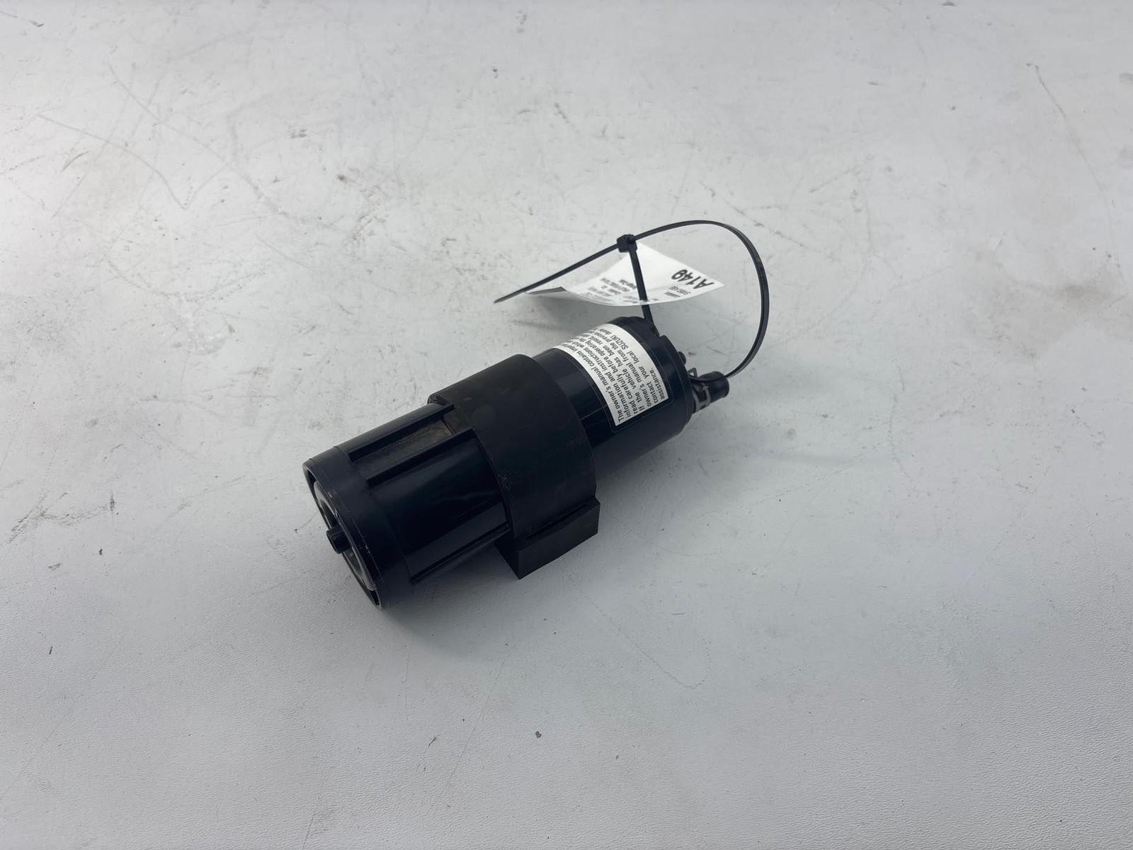 2018-2022 Suzuki Sv650 Evap Vapor Charcoal Emission Canister Oem 17210-15H10
