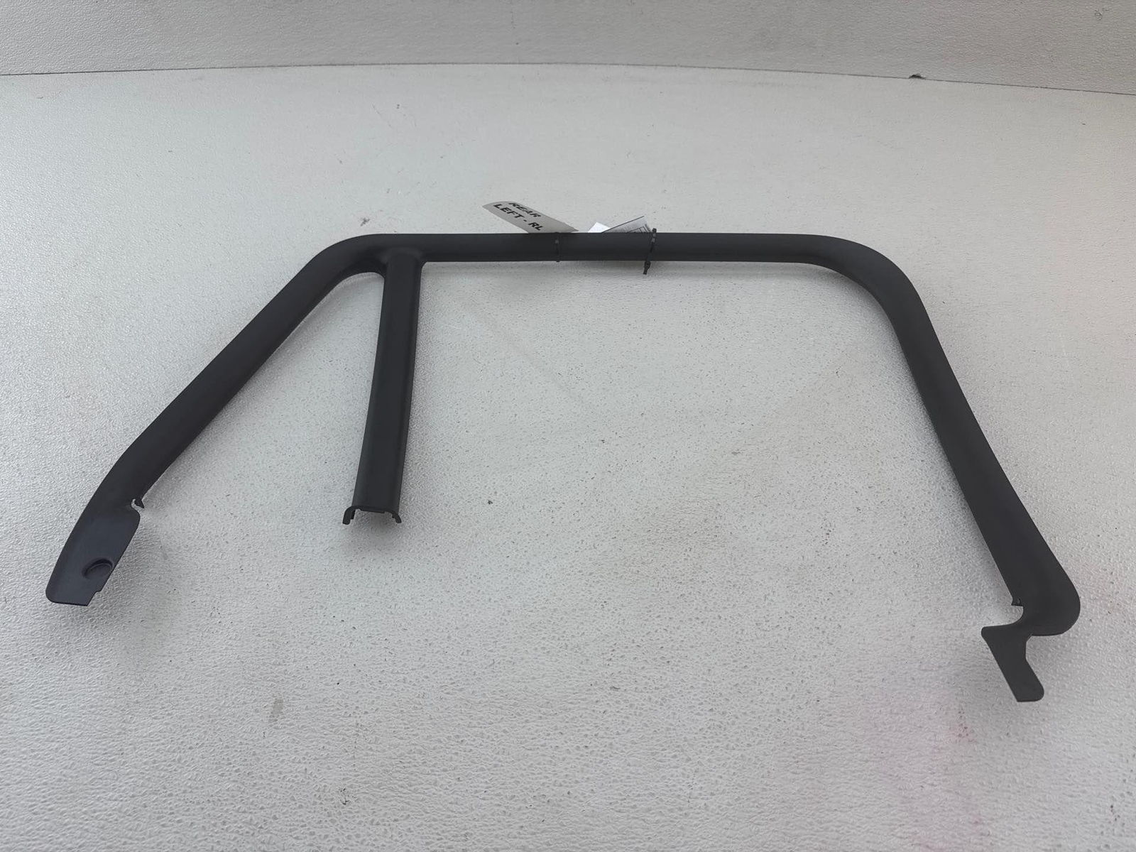 2016-2024 Bmw X1 - Rear Left Upper Door Frame / Trim 7349671Oem Lh