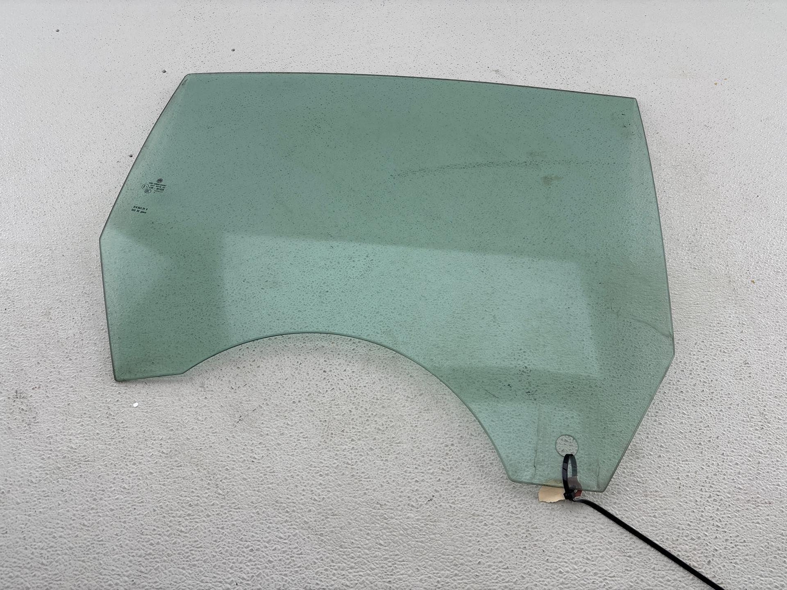 2009-2017 Volkswagen Cc Right Passenger Rear Door Window Glass Oem