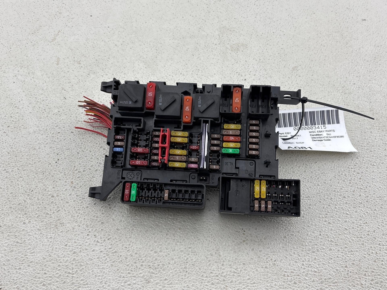 2016 - 2019 Bmw X1 F48 Front In Dash Fusebox Control Terminal Oem