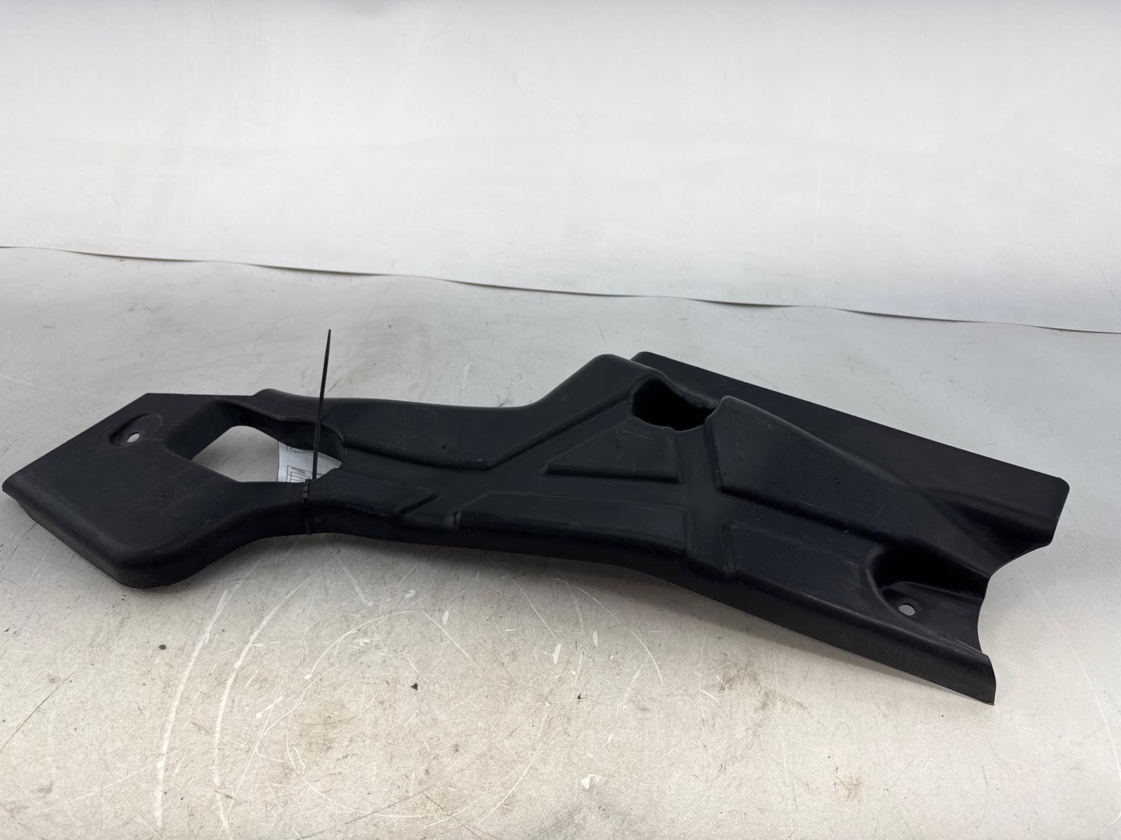 2019 Ford Fusion Hybrid Se Rear Right Under Body Splash Shield Oem