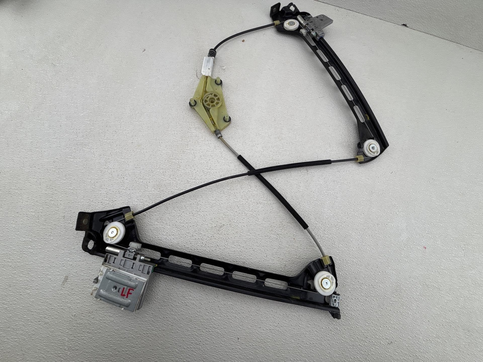2008-2015 Audi R8 Front Left Driver Door Window Regulator Motor Oem