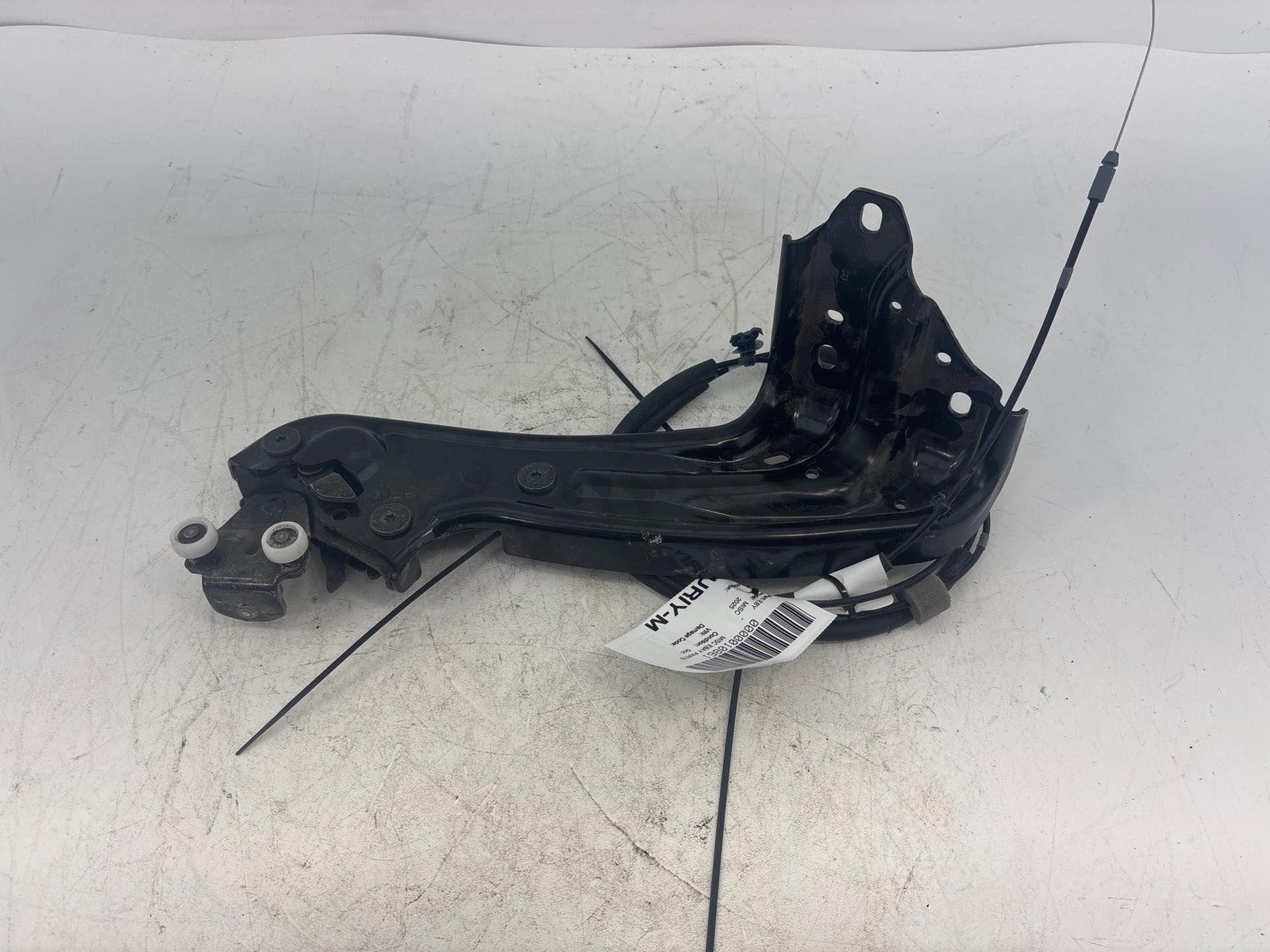 2018-2021 Honda Odyssey Rear Right Sliding Door Roller Latch Lock W/ Cable.