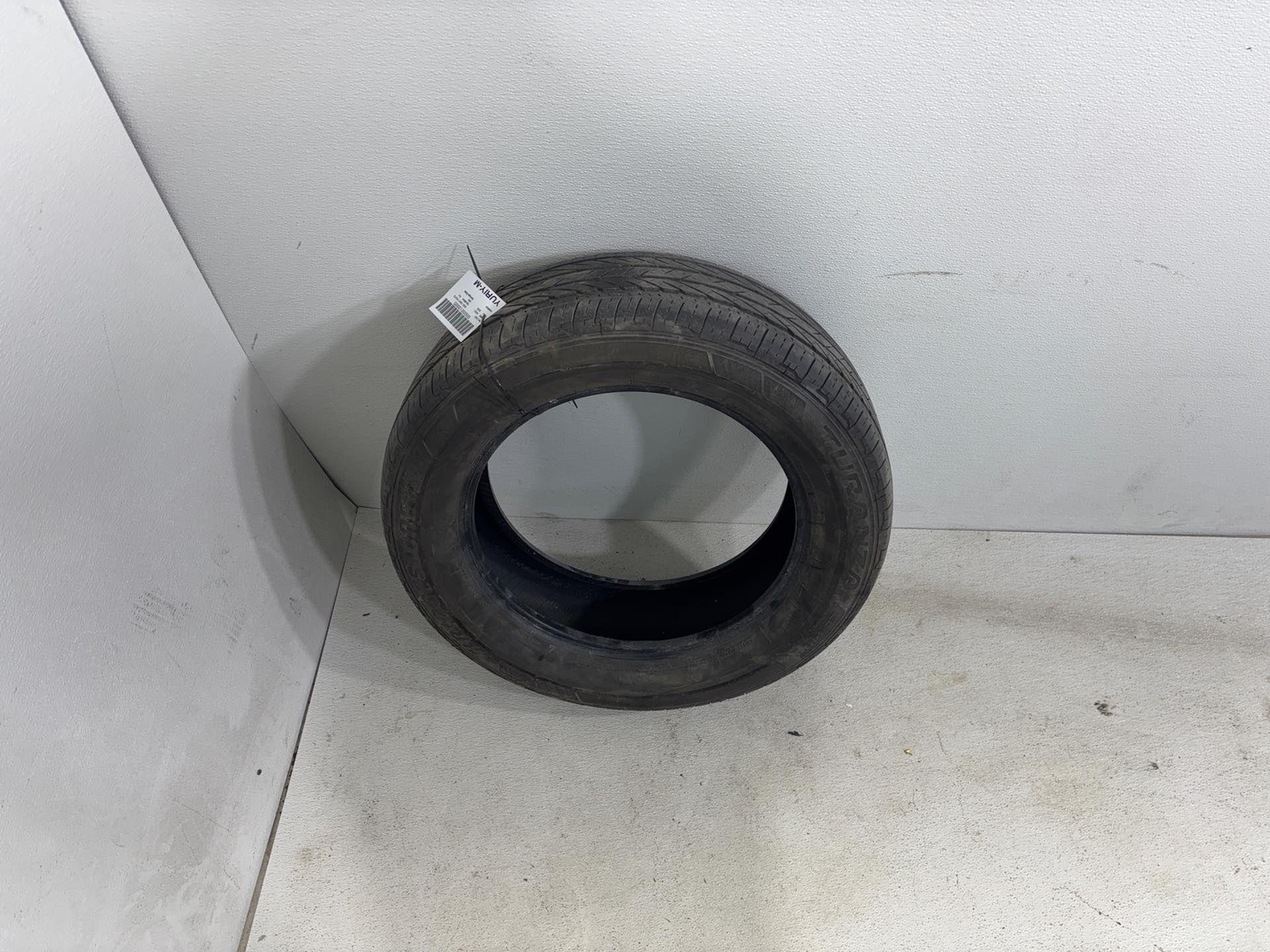 Bridgestone Turanza El440 Used Tire 235/60 R18 103H M+S 6/32