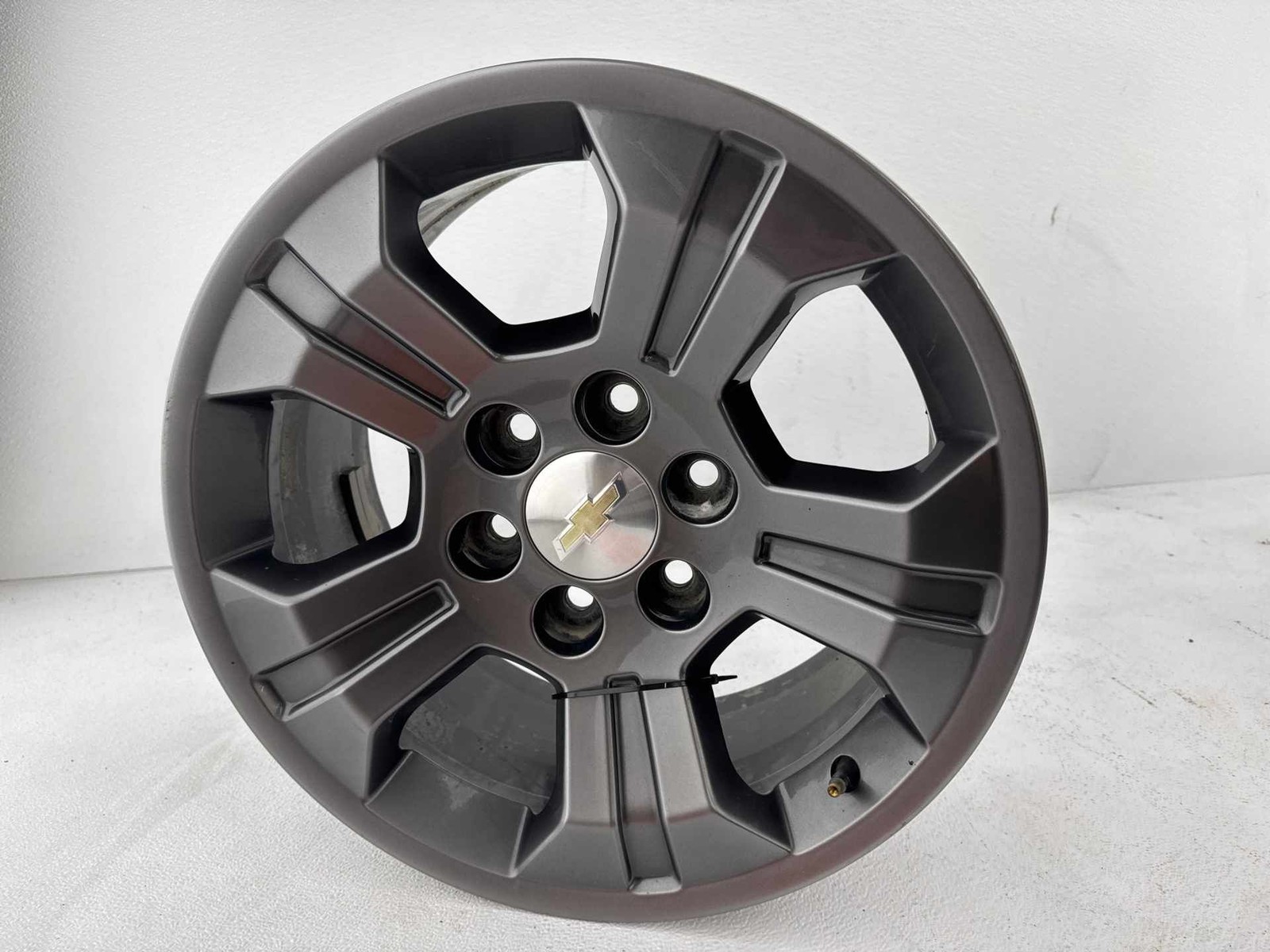 2015 - 2020 Chevrolet Tahoe Wheel Rim 18X8.5 Alloy 5 Spoke OEM