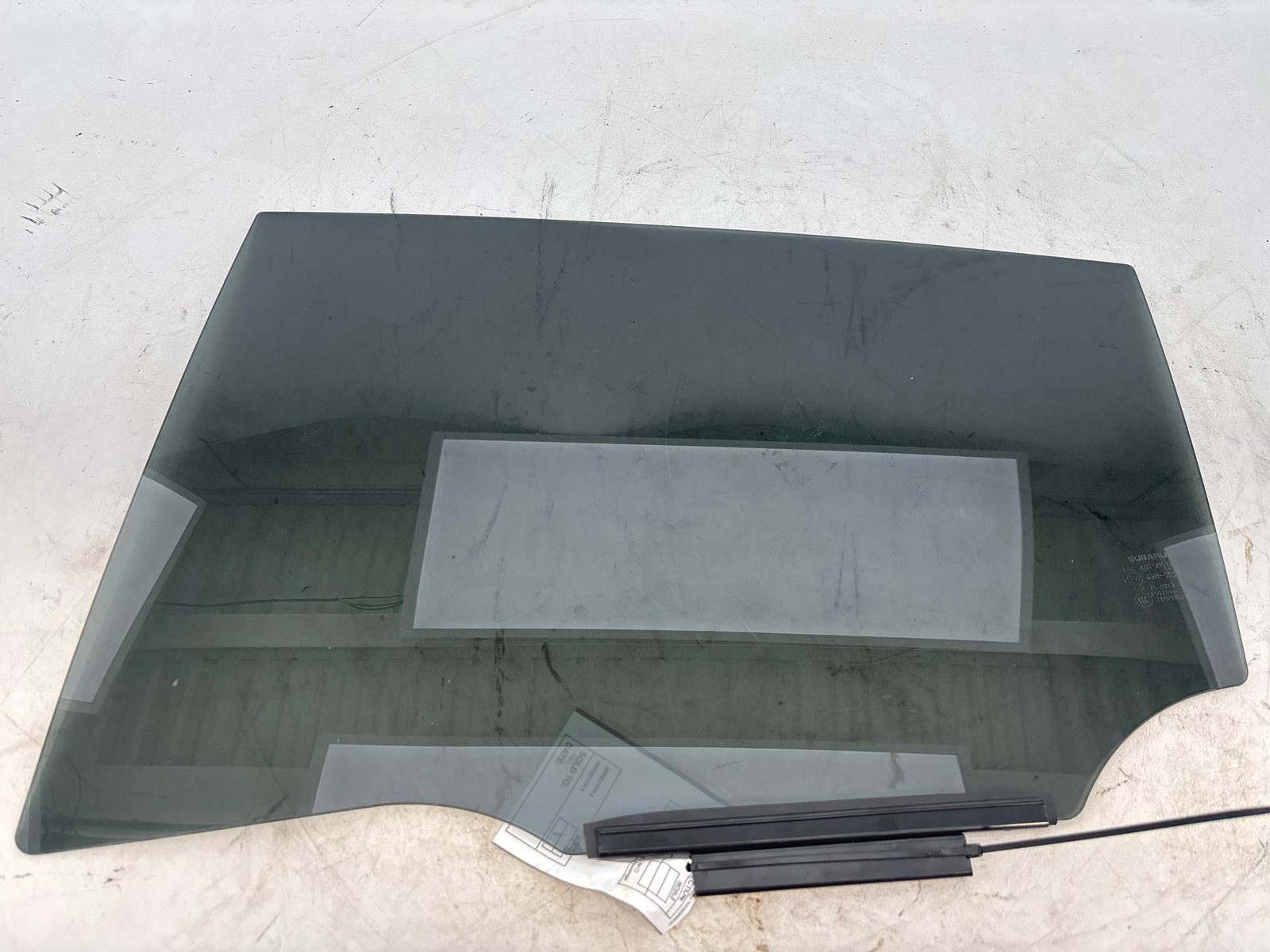 2024 - 2025 SUBARU CROSSTREK REAR LEFT DRIVER SIDE DOOR WINDOW GLASS OEM
