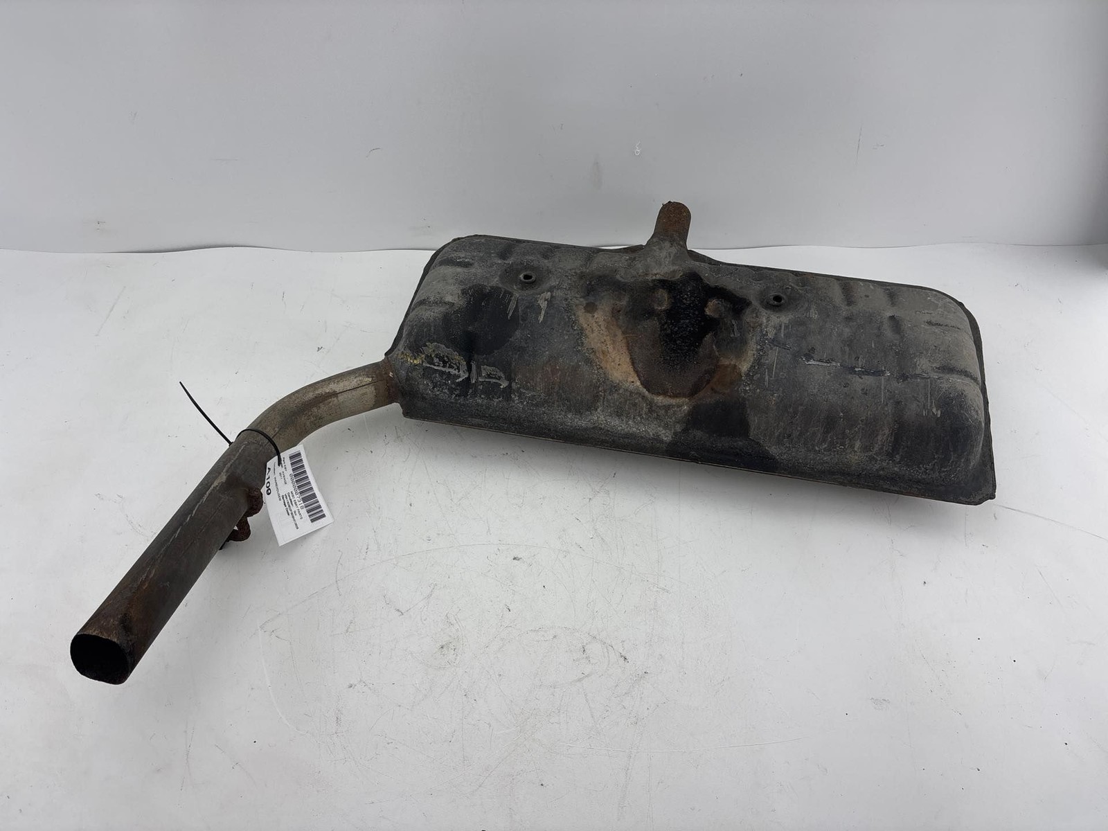 2011 - 2014 DODGE AVENGER 2.4L REAR EXHAUST MUFFLER OEM