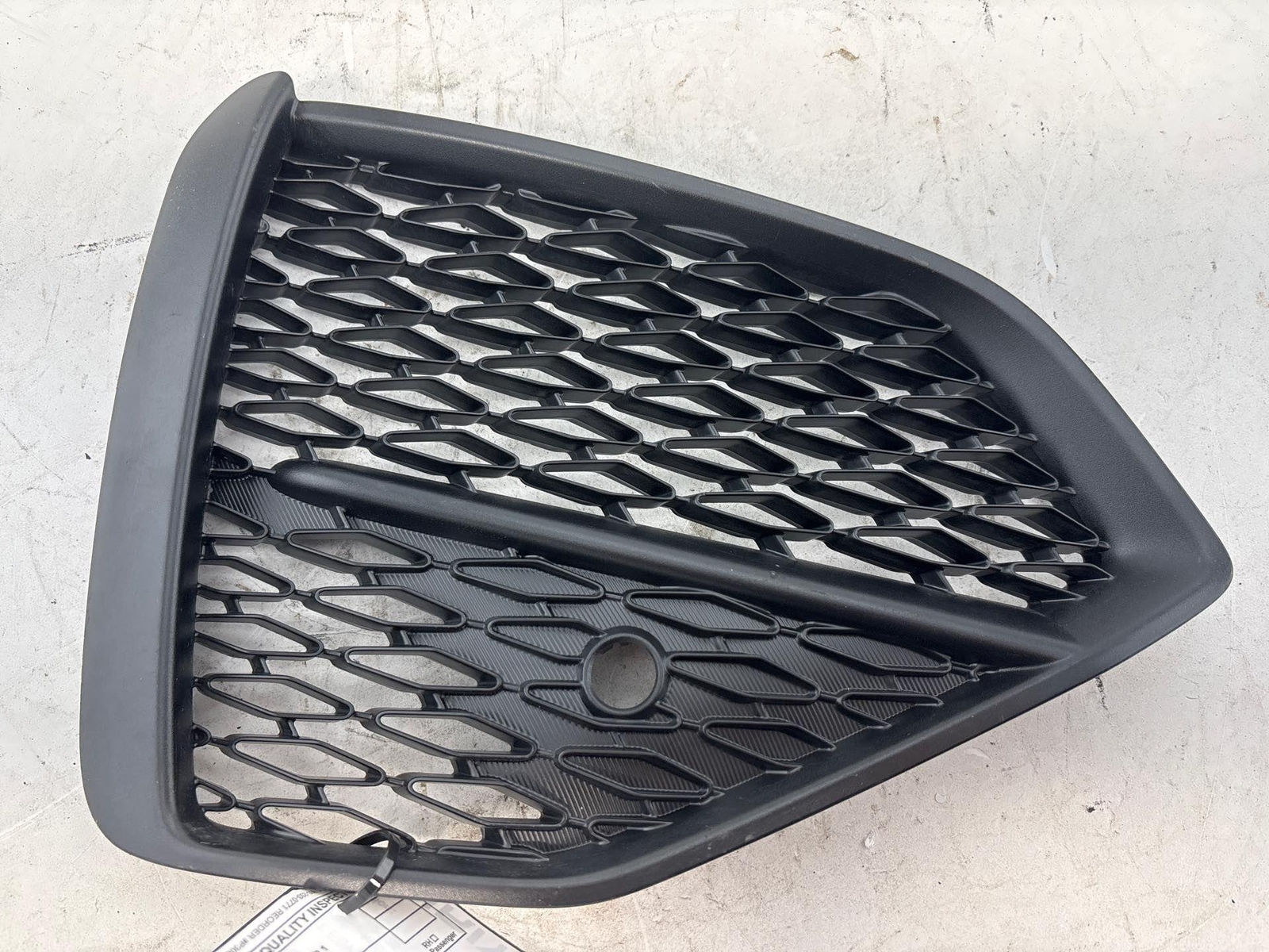 2022-2024 Acura Mdx Front Right Bumper Lower Grille Oem 71103-Tyb-A00