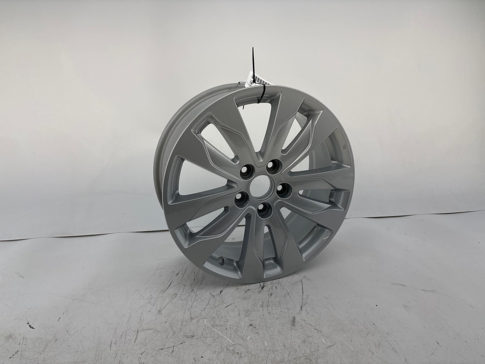 2018-2024 Honda Odyssey Wheel Rim 18x7-1/2 Alloy 5 V Spoke OEM