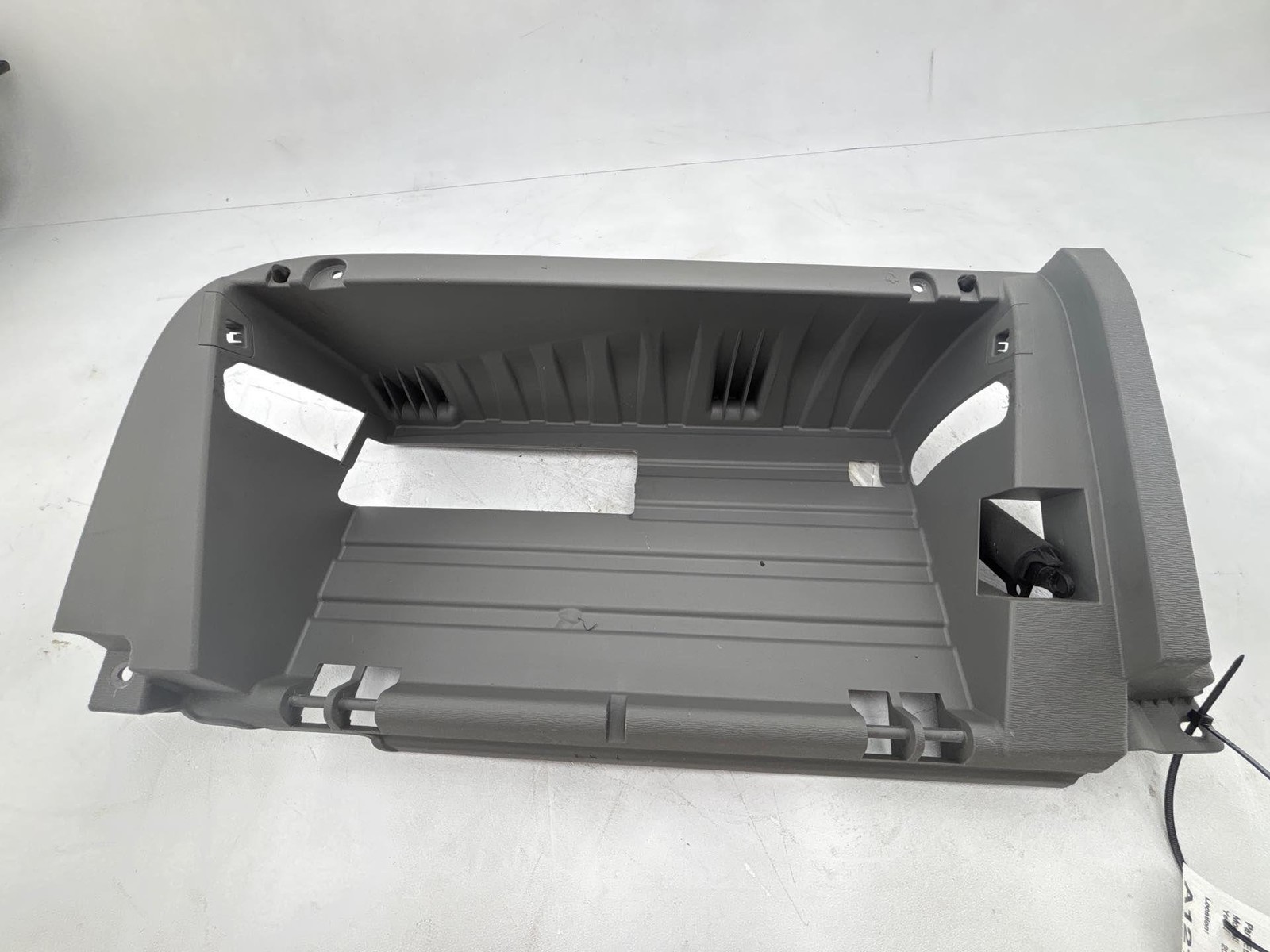 2011 - 2014 Toyota Sienna Glove Box Frame Housing Oem