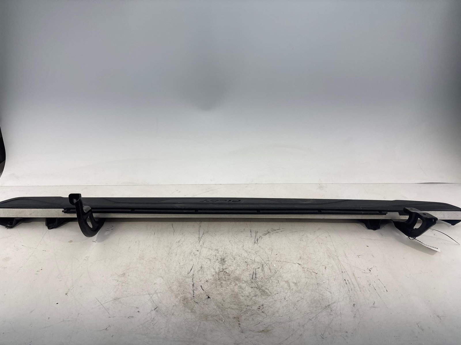 2019-2022 Honda Pilot Driver Side Running Boards w/Bracket OEM 08L33TG7100