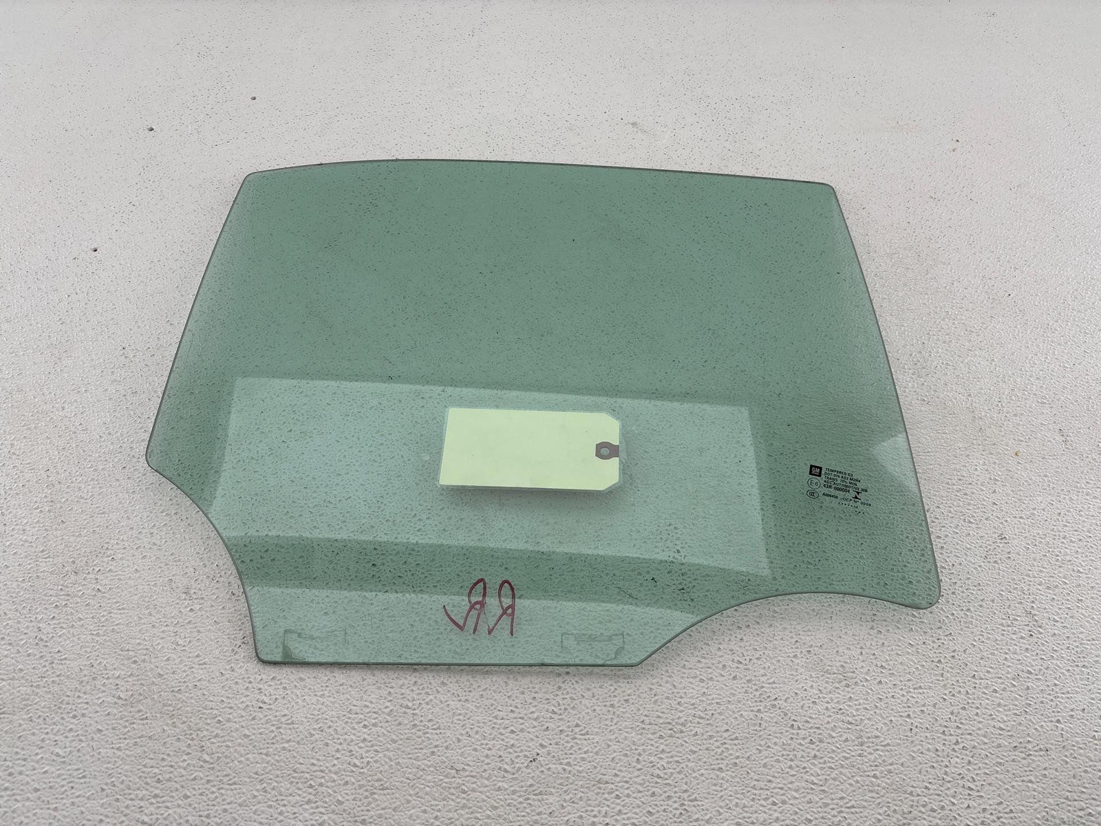 2013-2018 Cadillac Ats Rear Right Door Window Glass Oem 20905115