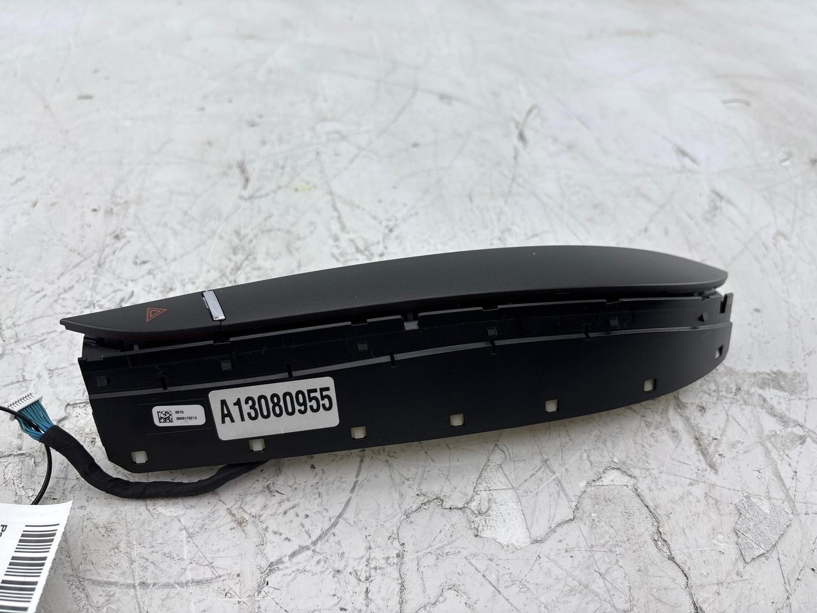 2016-2018 Lincoln MKX Front Console Hazard Emergency Alarm Switch OEM