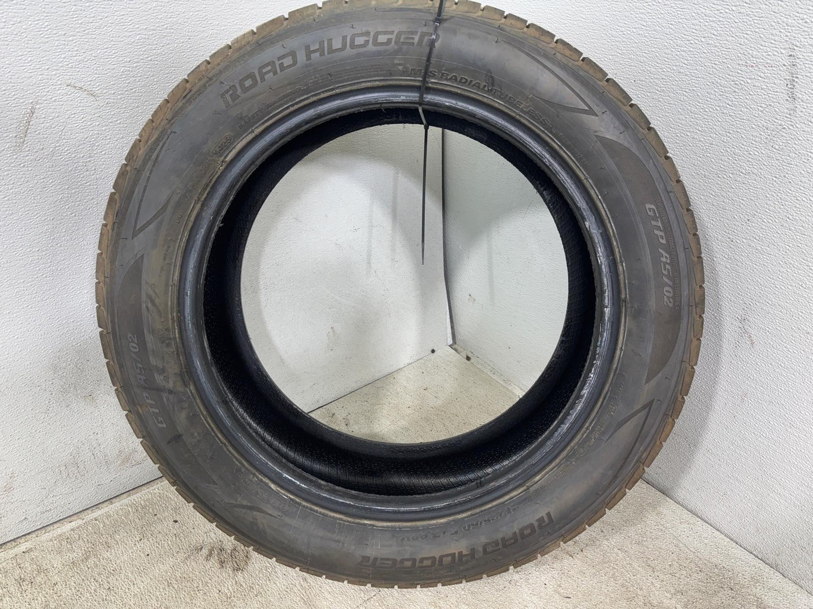 Tire Road Hugger Gtp As/02 225/50R17 98V -10/32