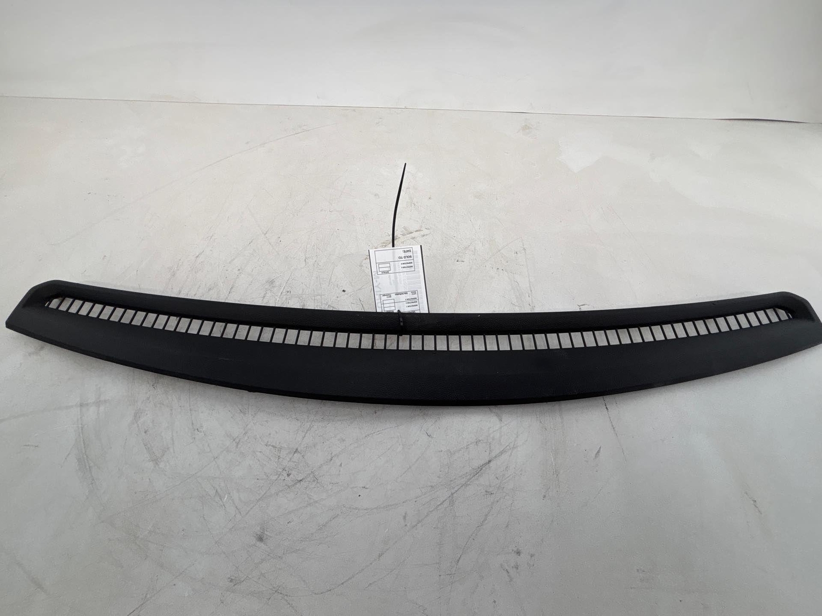 2019 - 2025 Ram 1500 Dash Upper Defroster Grille Vent Cover Panel Oem 5Yk12Tx7Aa