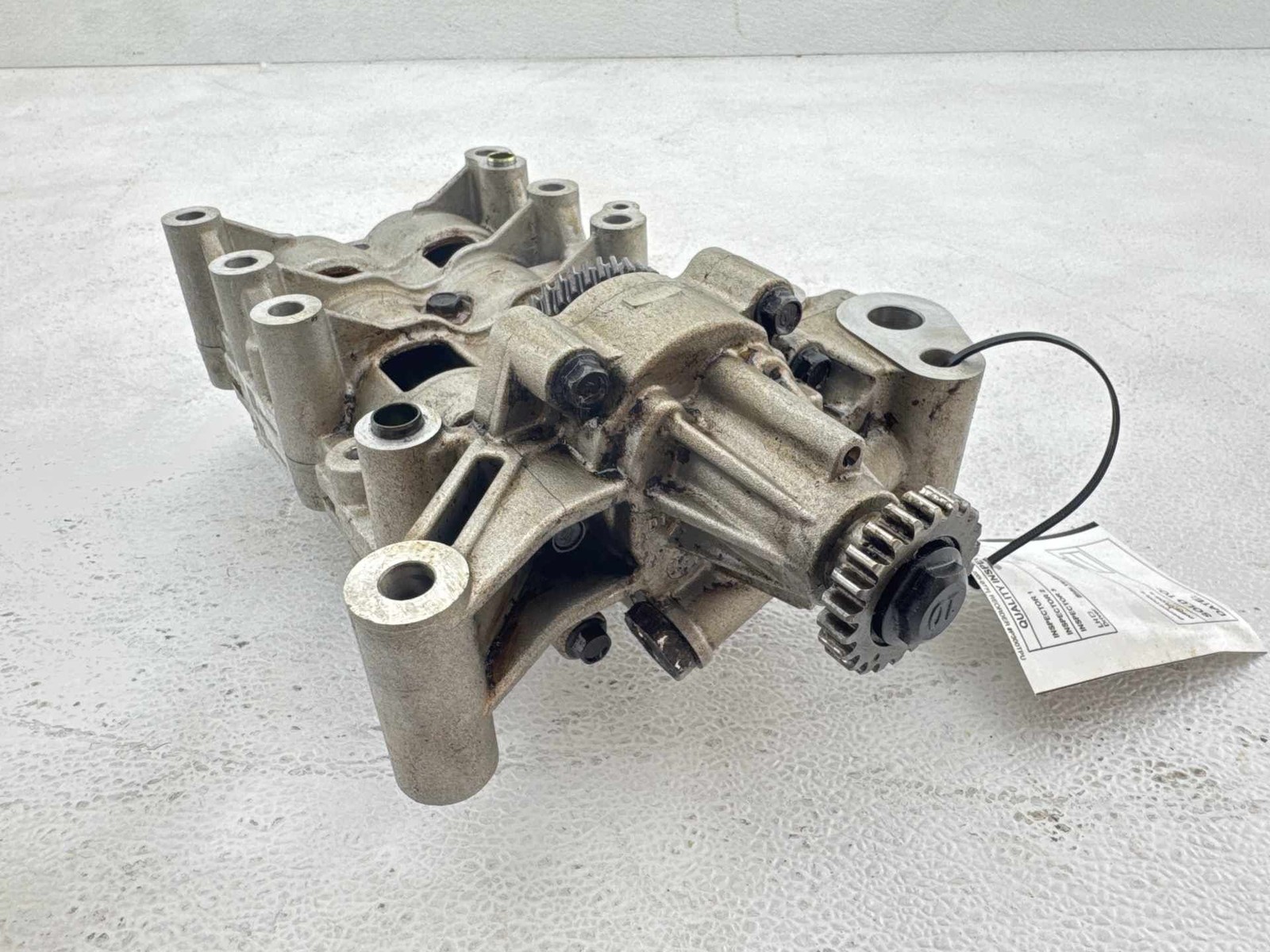 2019-2023 Genesis G70 2.0L Oil Pump Balance Shaft OEM 23300-2CTC0