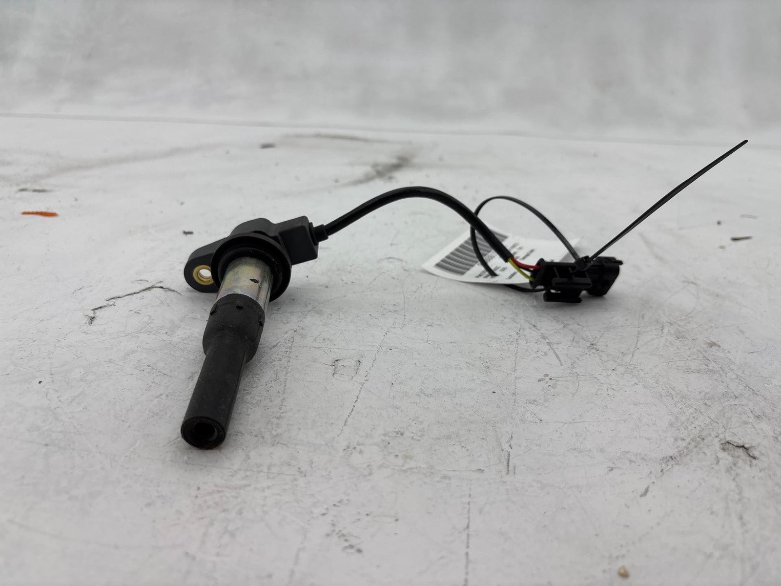 2018-2022 Ducati Panigale V4 Ignition Coil Plug Oem 38010211A