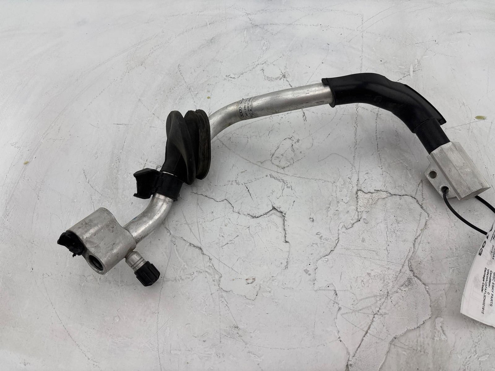 2013 - 2016 Audi A4 S4 A5 S5 2.0L Evaporator AC Low-Pressure Motor Pipe Line OEM
