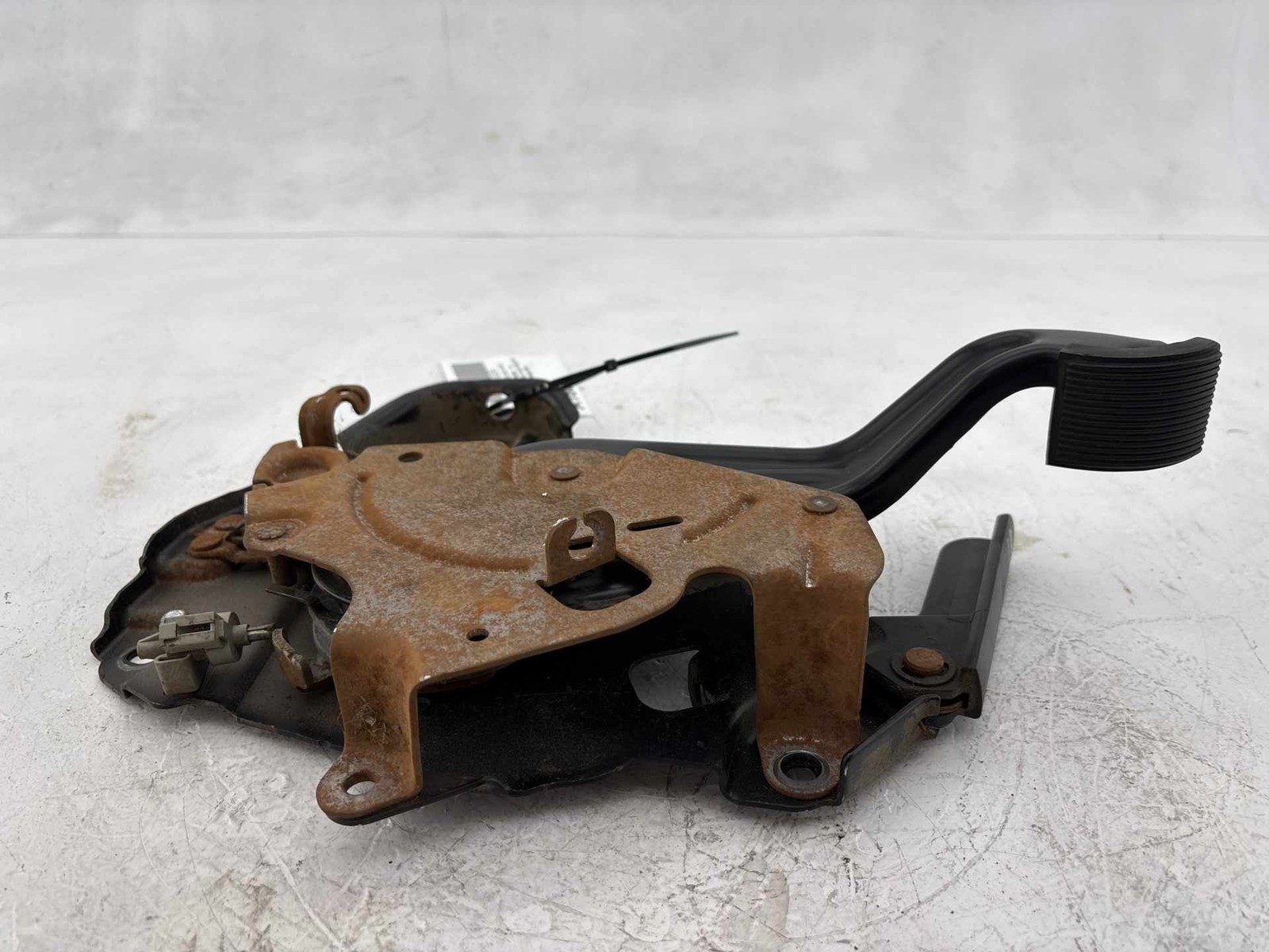 2005-2010 Ford F-350 Parking Emergency Brake Lever Pedal OEM