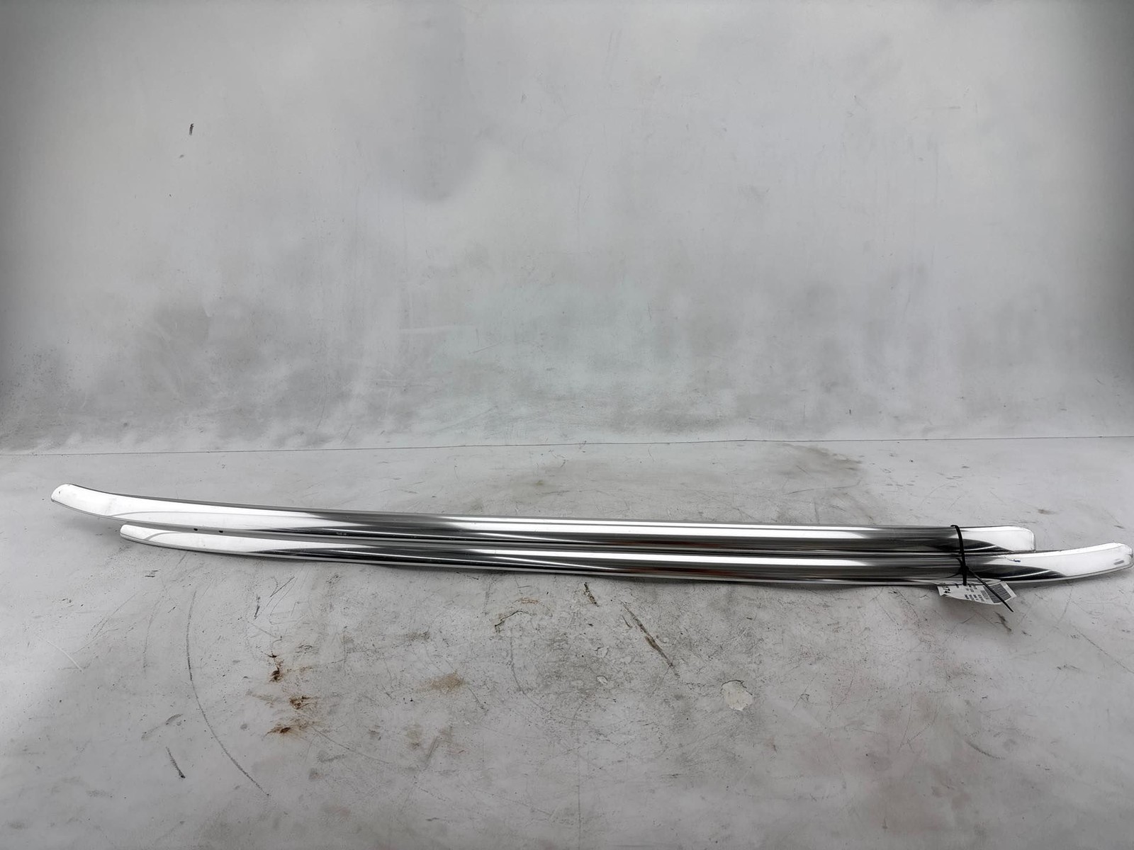 2015 - 2018 Audi Q3 Left & Right Roof Rail Rack Luggage Carrier Molding Set OEM