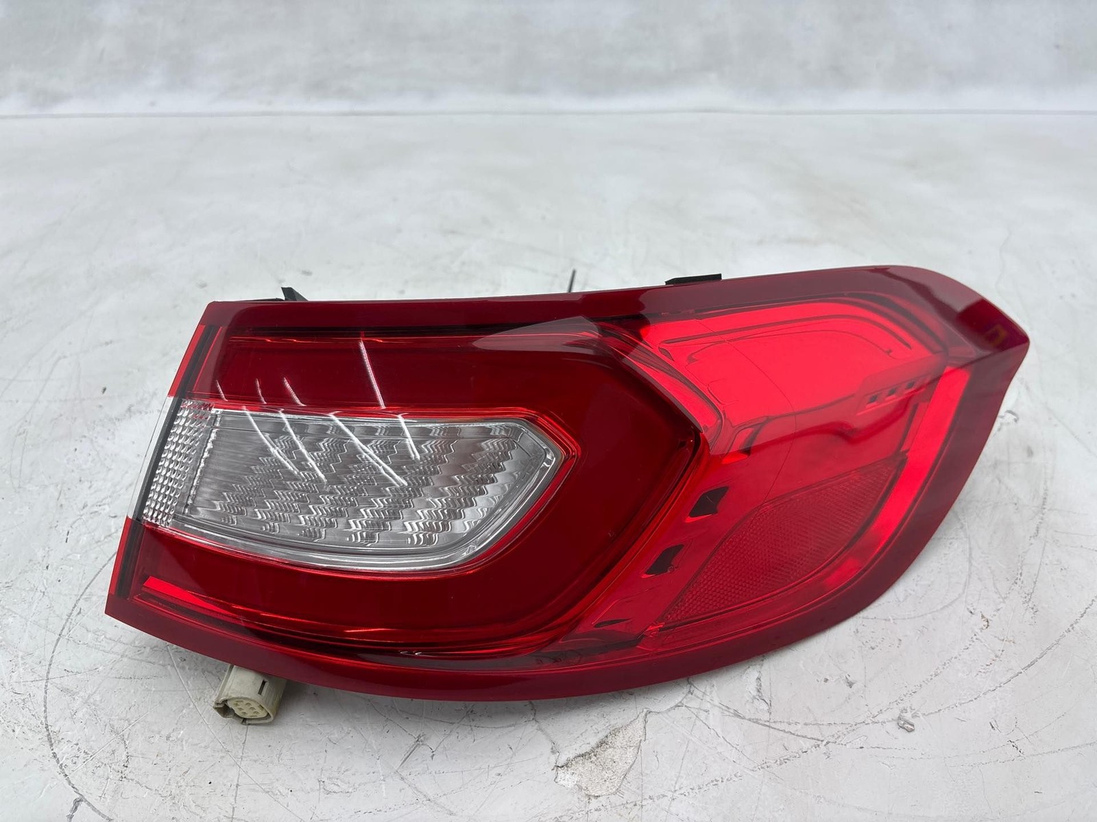 2016-2018 Lincoln MKX Rear Right Outer Panel Tail Light Lamp OEM