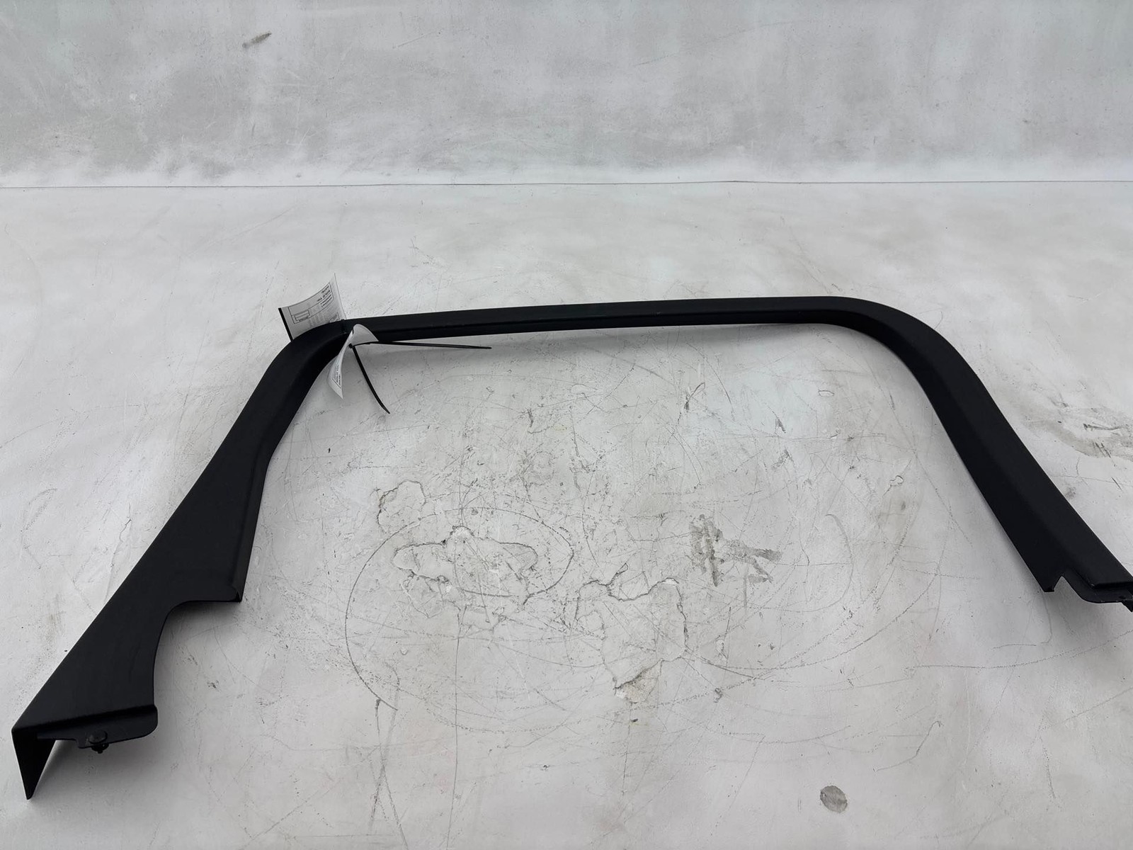 2016-2018 Lincoln MKX Rear Left Door Window Frame Trim OEM