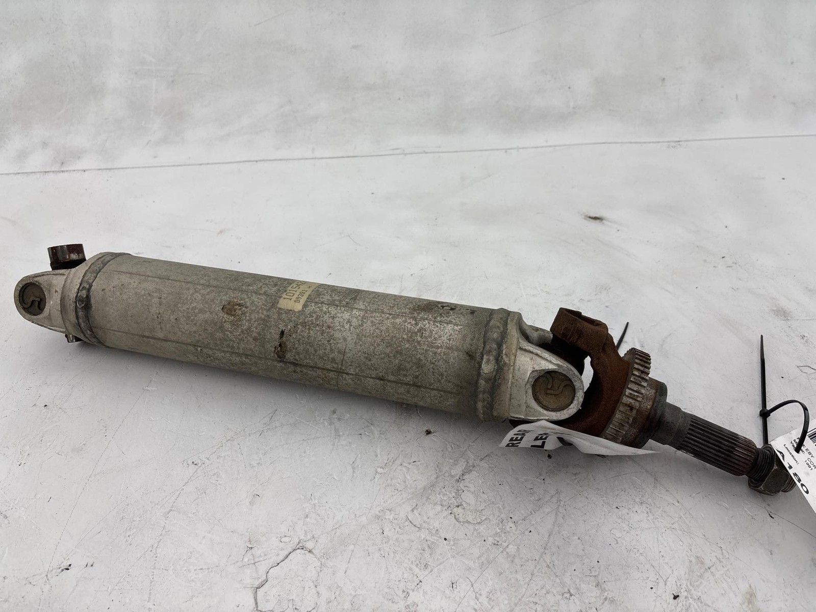 1988-1996 Chevrolet Corvette Rear Inner Axle Shaft Left or Right Side OEM