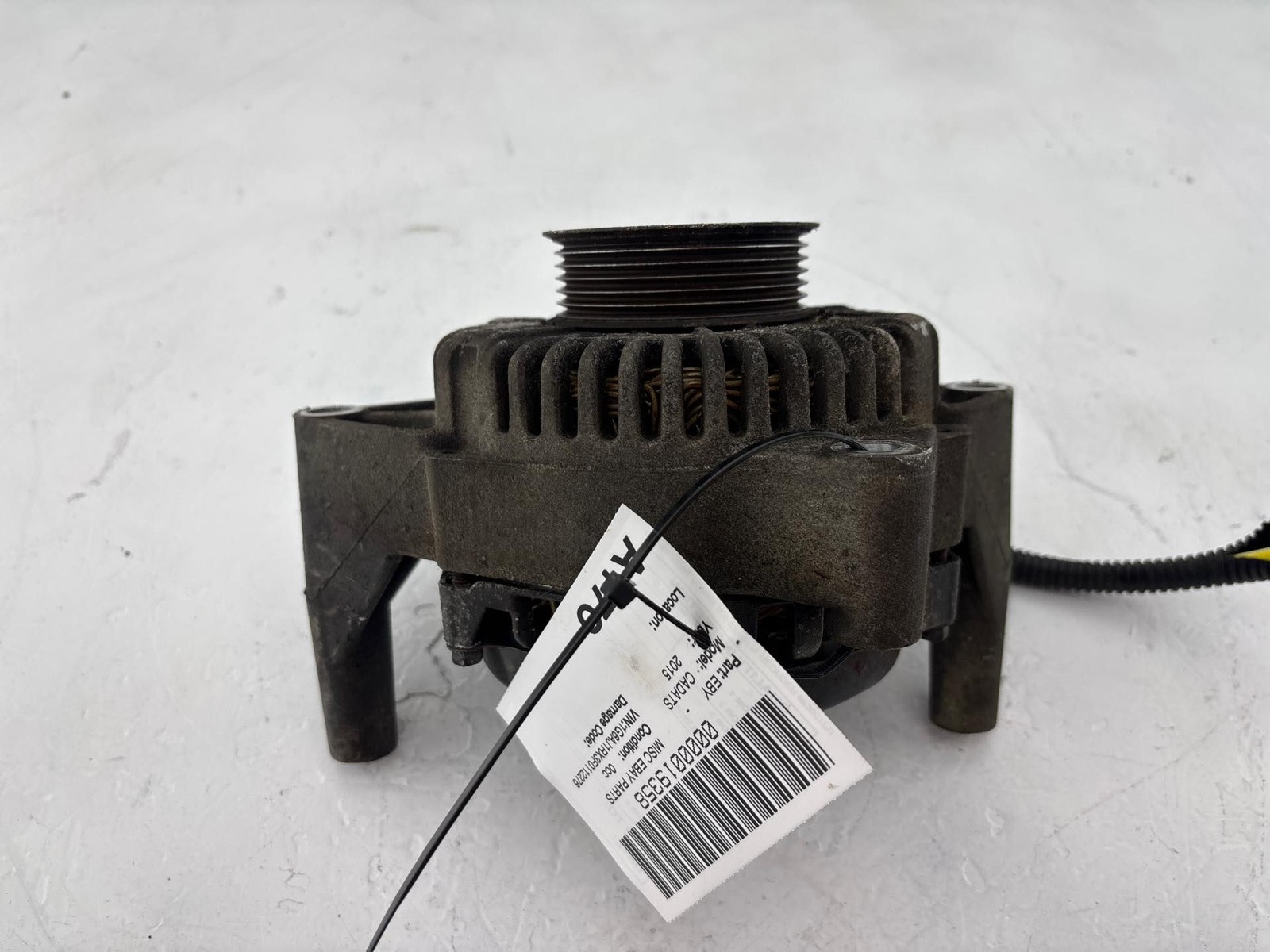 2000-2001 Ford Taurus Alternator OEM