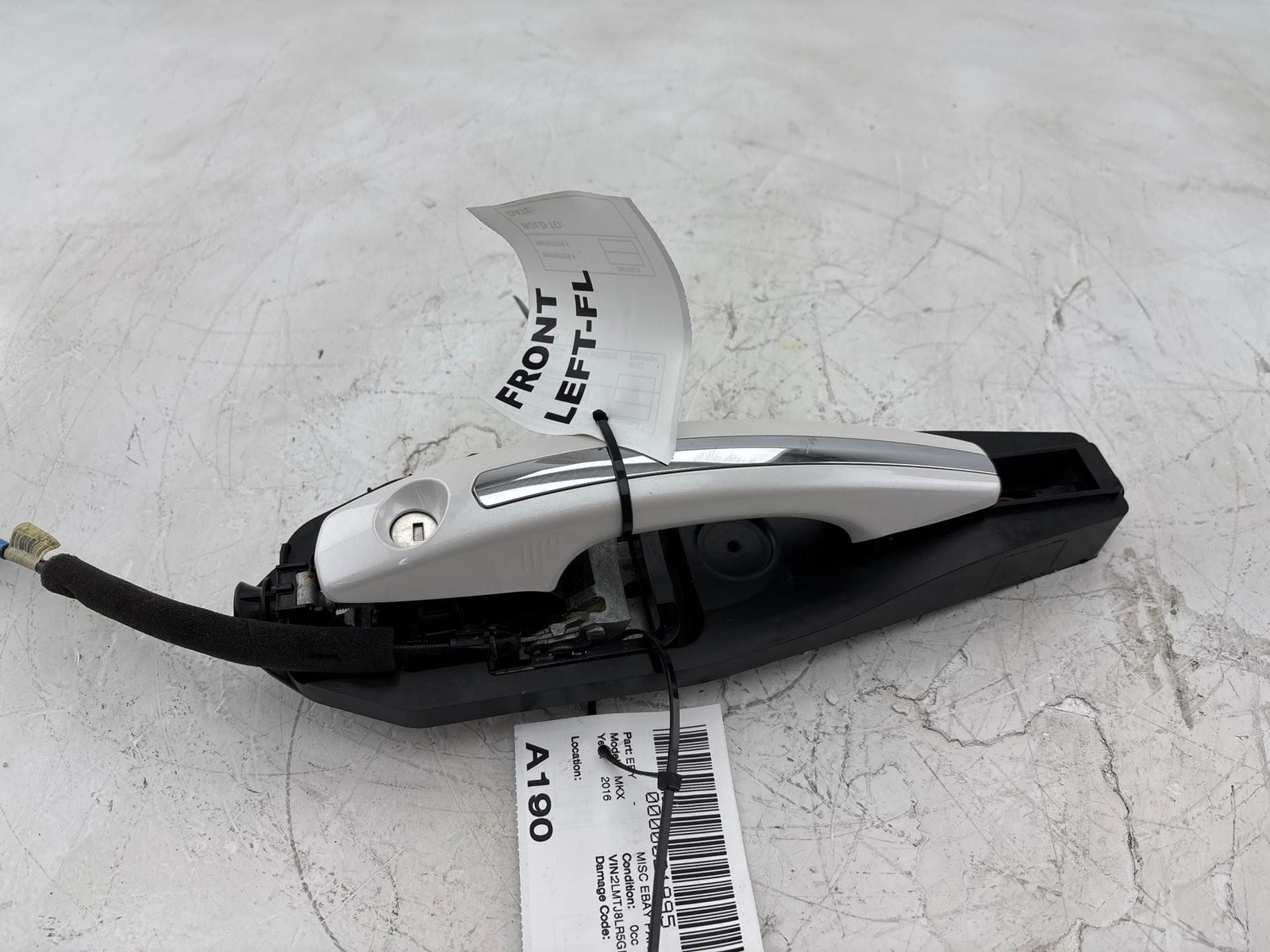 2016-2018 Lincoln MKX Front Left Door Exterior Handle OEM