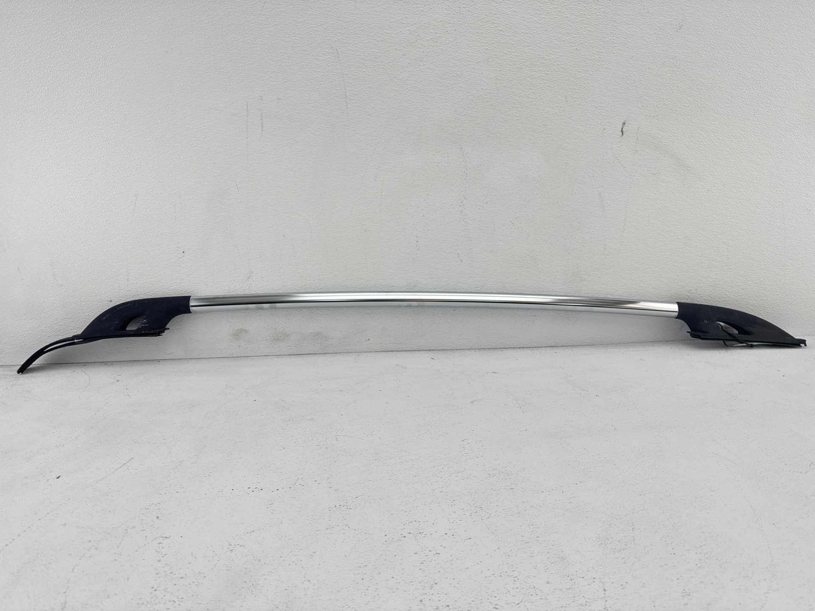 2002-2007 Jeep Liberty Right Roof Rack Luggage Carrier Rail OEM
