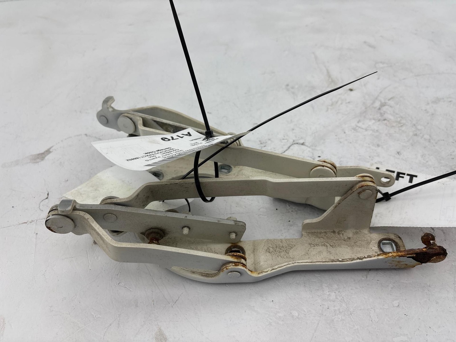 20132-2019 Fiat 500 Rear Right & Left Trunk Deck Lid Hinge Oem