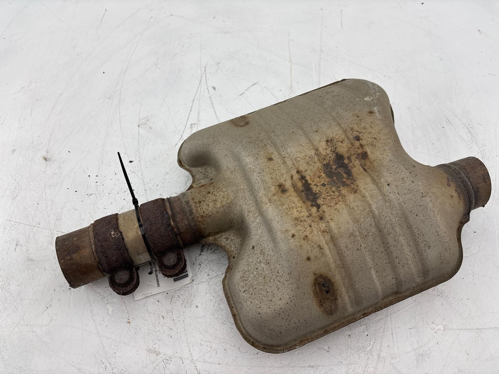 2009-2013 Audi A4 Center Exhaust Muffler OEM 8K0-253-211-H