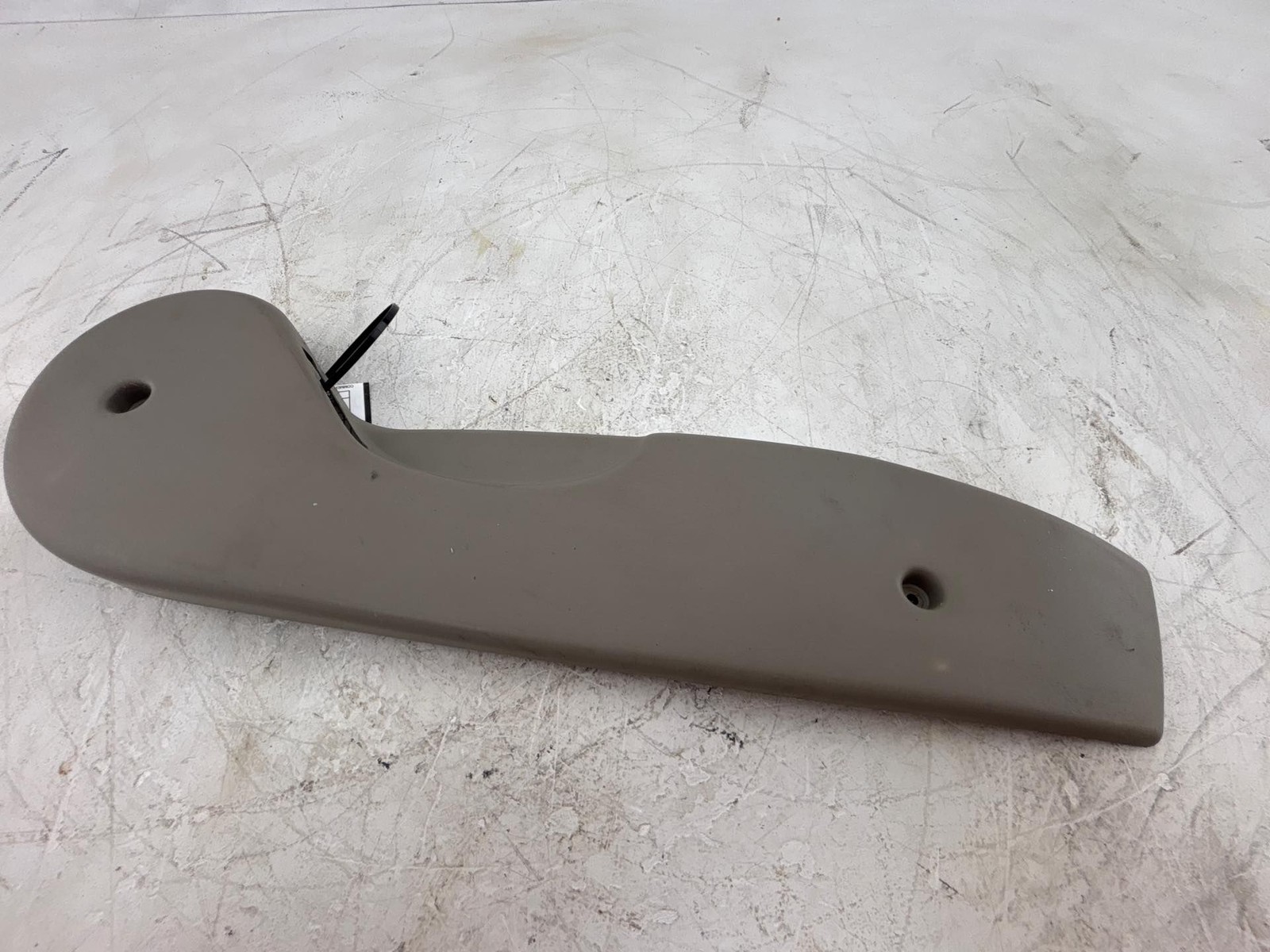 00-02 Saturn SW2 Front Driver Side Seat Switch Outer Trim Cover Panel Right