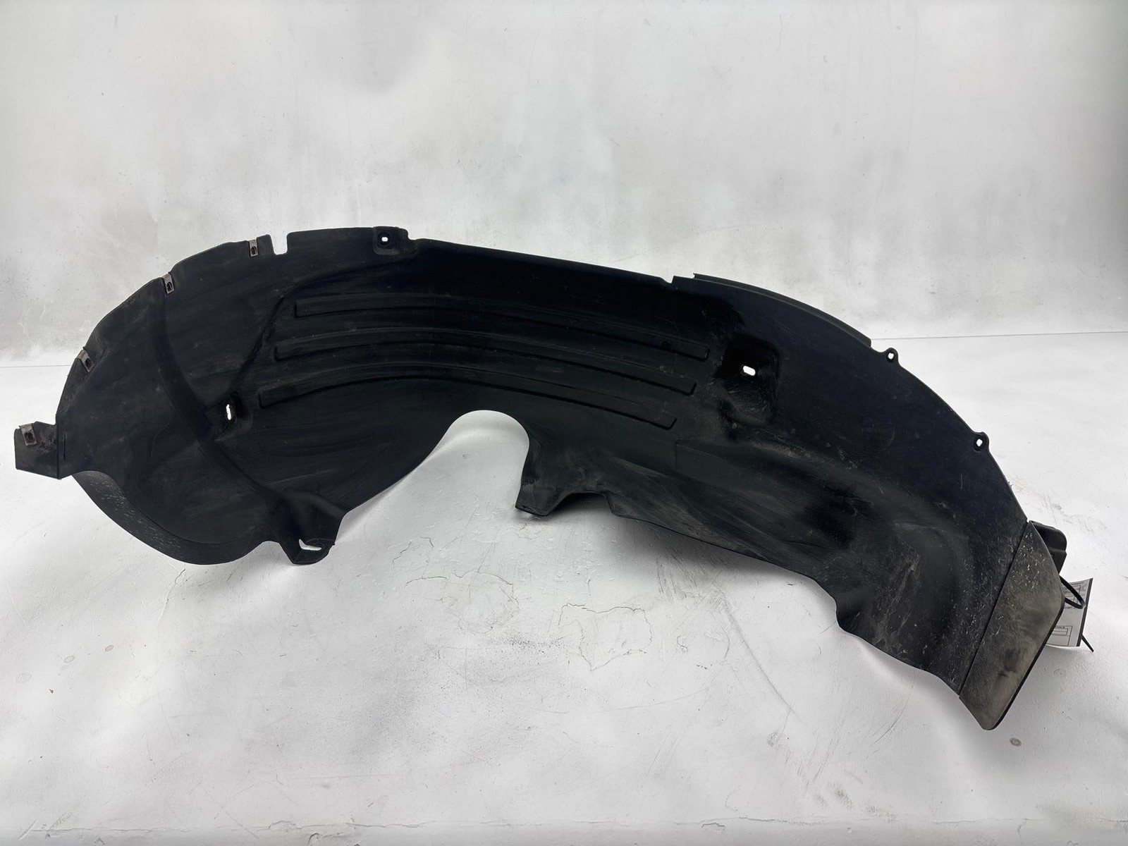 2015-2021 Chevrolet Trax Rear Right Inner Fender Liner OEM 95142656