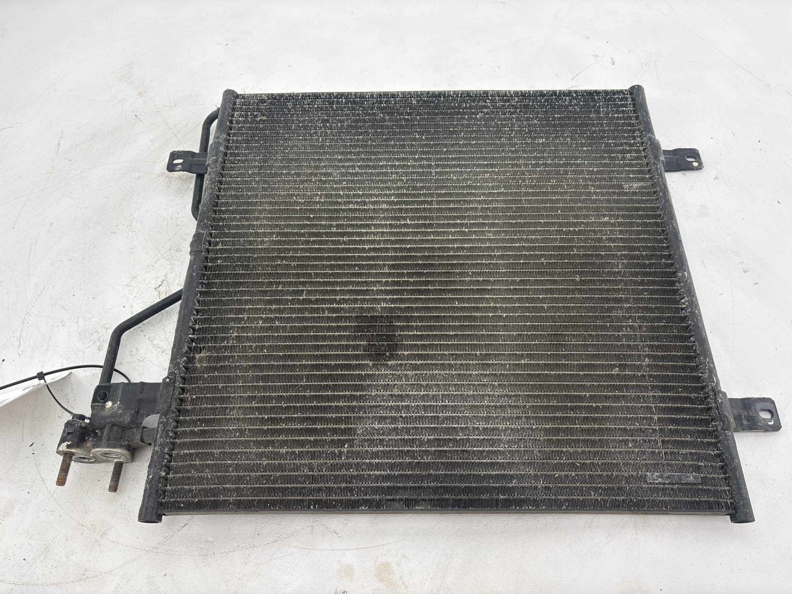 2006-2007 Jeep Liberty A/C Air Conditioning Condenser OEM