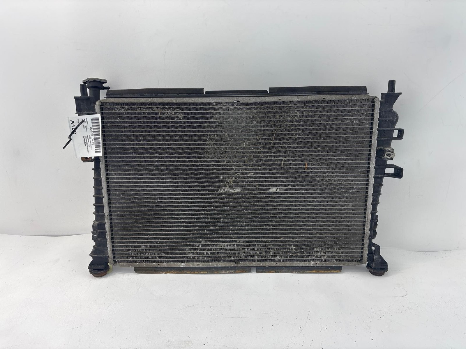 2008-2011 Ford Focus SE/SES Engine Cooling Radiator Assembly OEM
