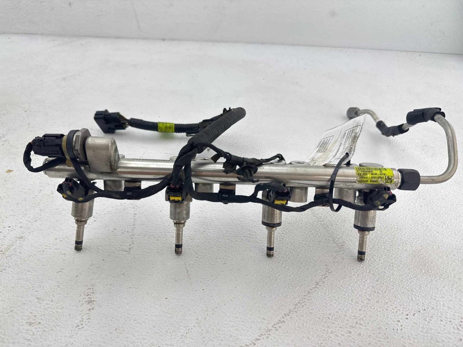 2019-2023 Genesis G70 2.0L Fuel Rail W/ Injectors Set OEM