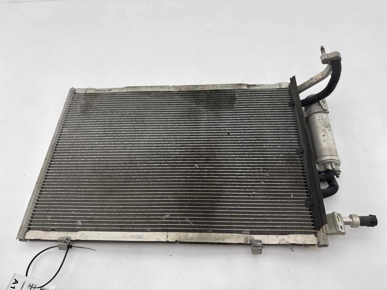 2011 - 2013 Ford Fiesta 1.6l AC Air Conditioning Condenser OEM