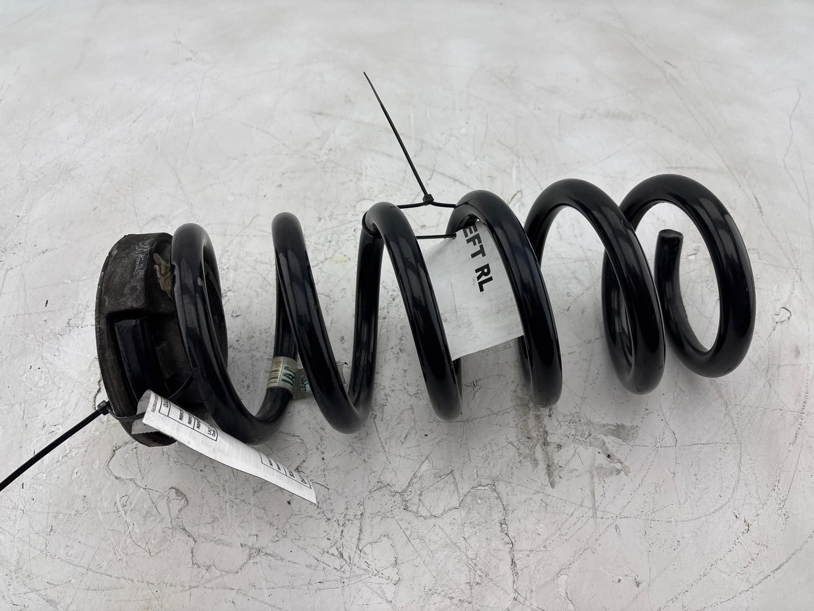 2016-2018 Lincoln MKX 3.7L Rear Left Coil Spring OEM