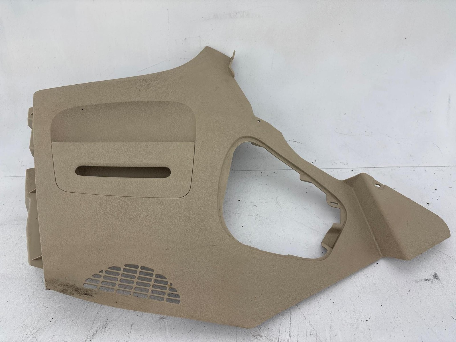 2006-2007 Saturn VUE Right Center Console Trim Cover OEM 15788307