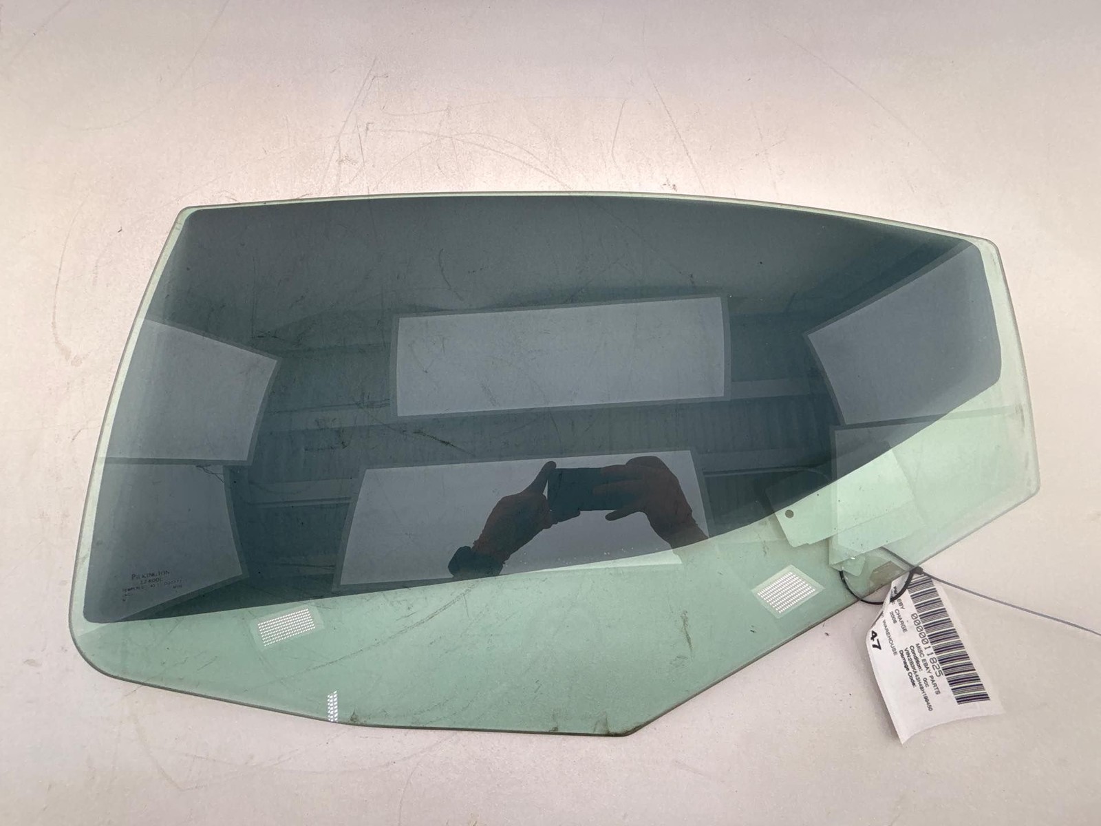 2006-2010 DODGE CHARGER REAR DRIVER LEFT DOOR WINDOW GLASS OEM