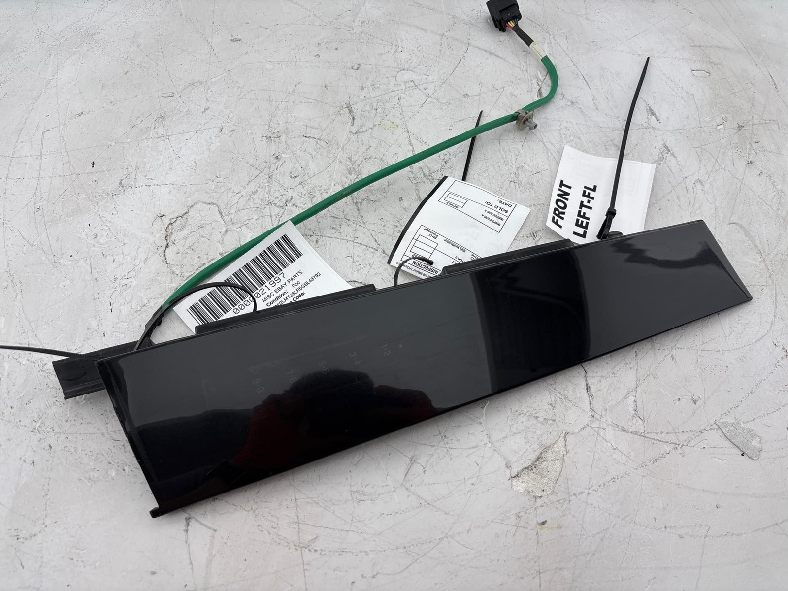 2016-2017 Lincoln MKX Rear Left Door Applique Molding OEM