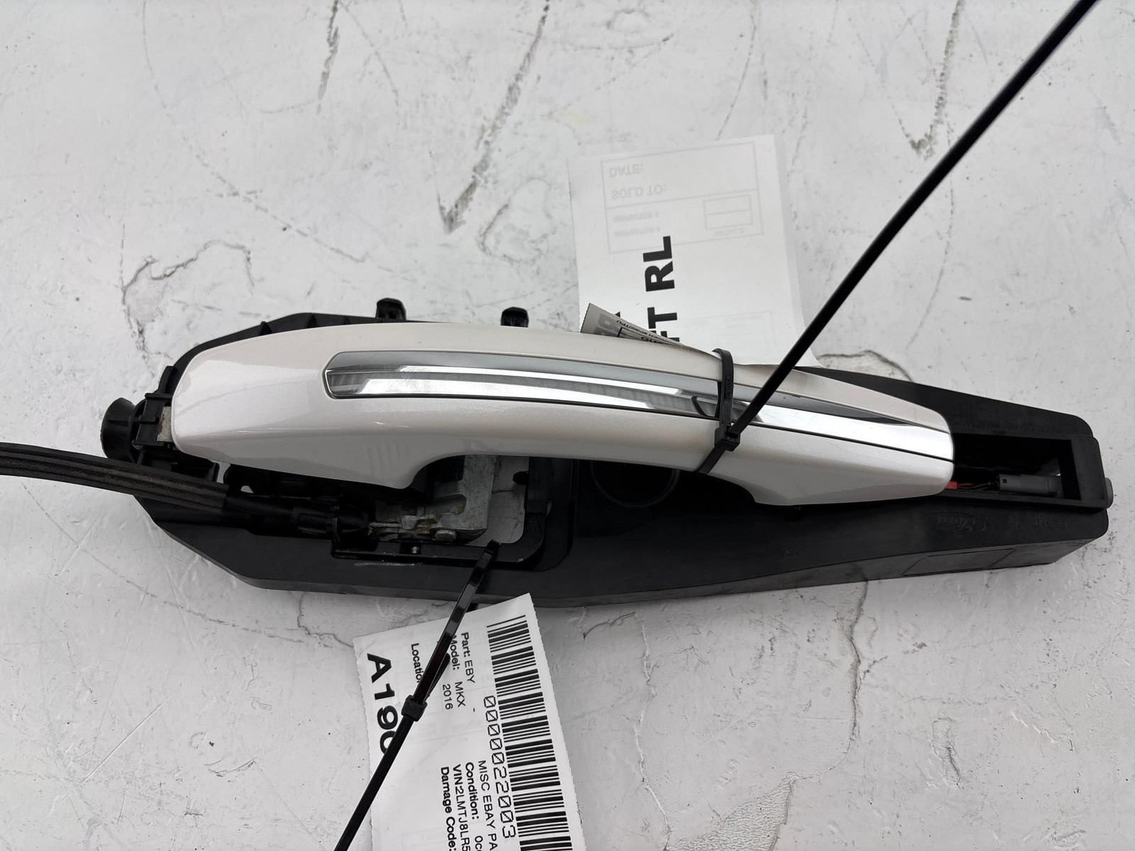 2016-2018 Lincoln MKX Rear Left Door Exterior Handle OEM