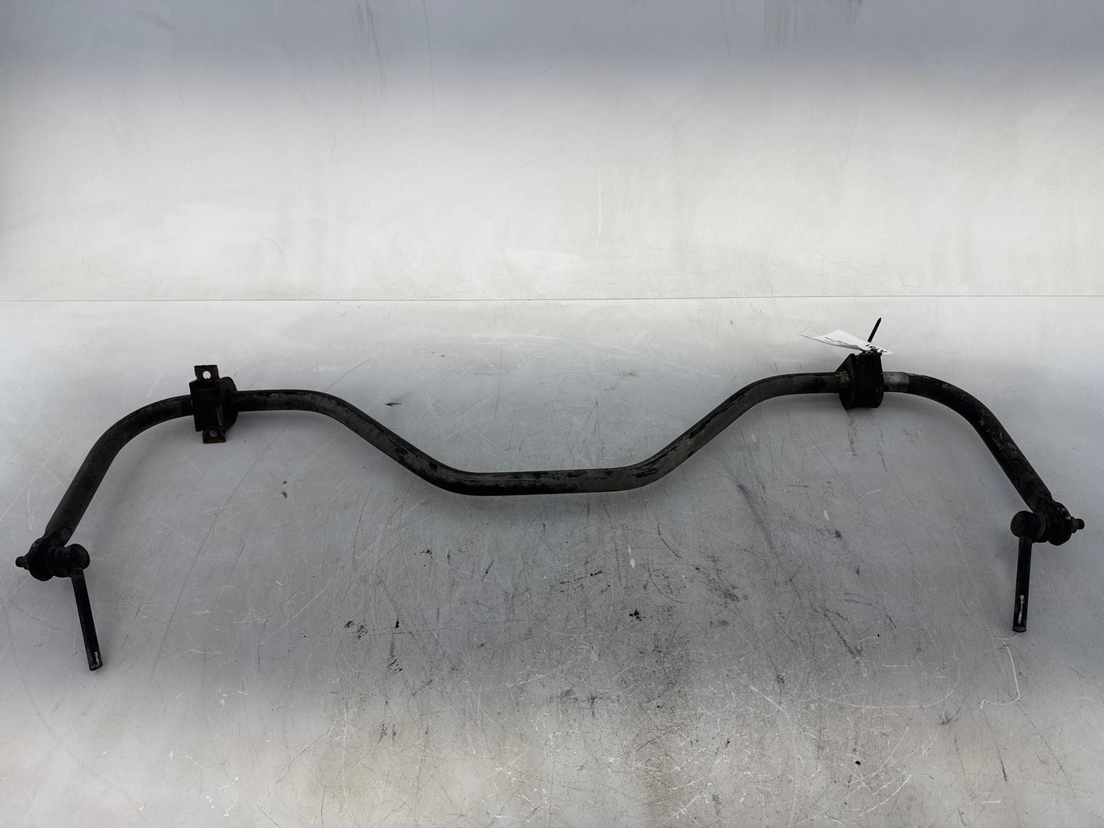 2007-2020 GMC Yukon XL 1500 Rear Stabilizer Sway Bar OEM